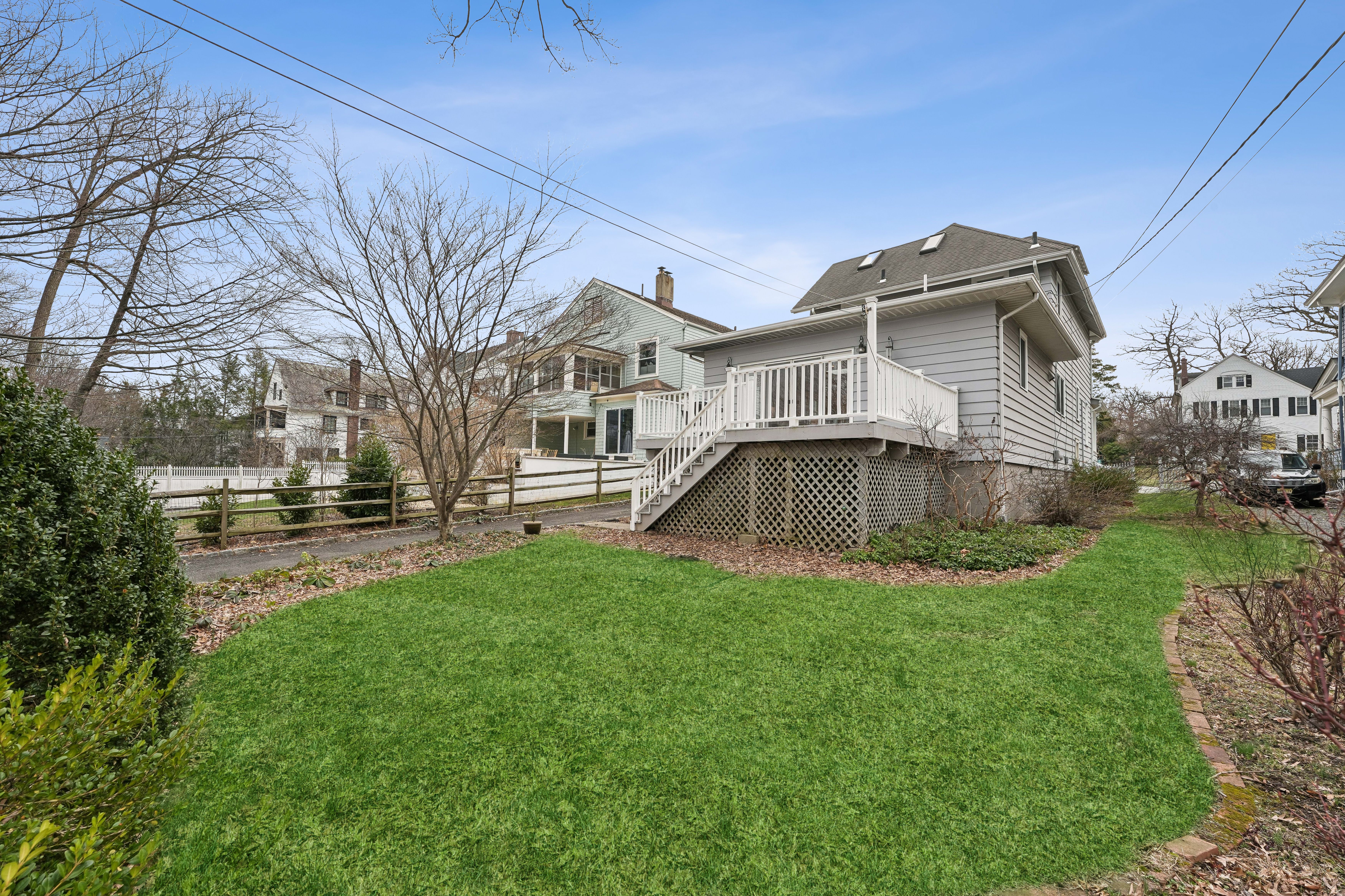 33 Woodland Avenue 
