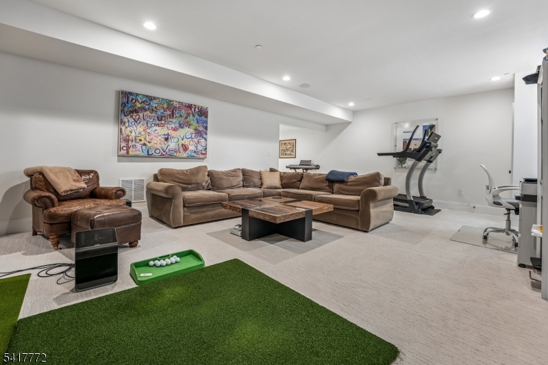 14 Chelsea Rd