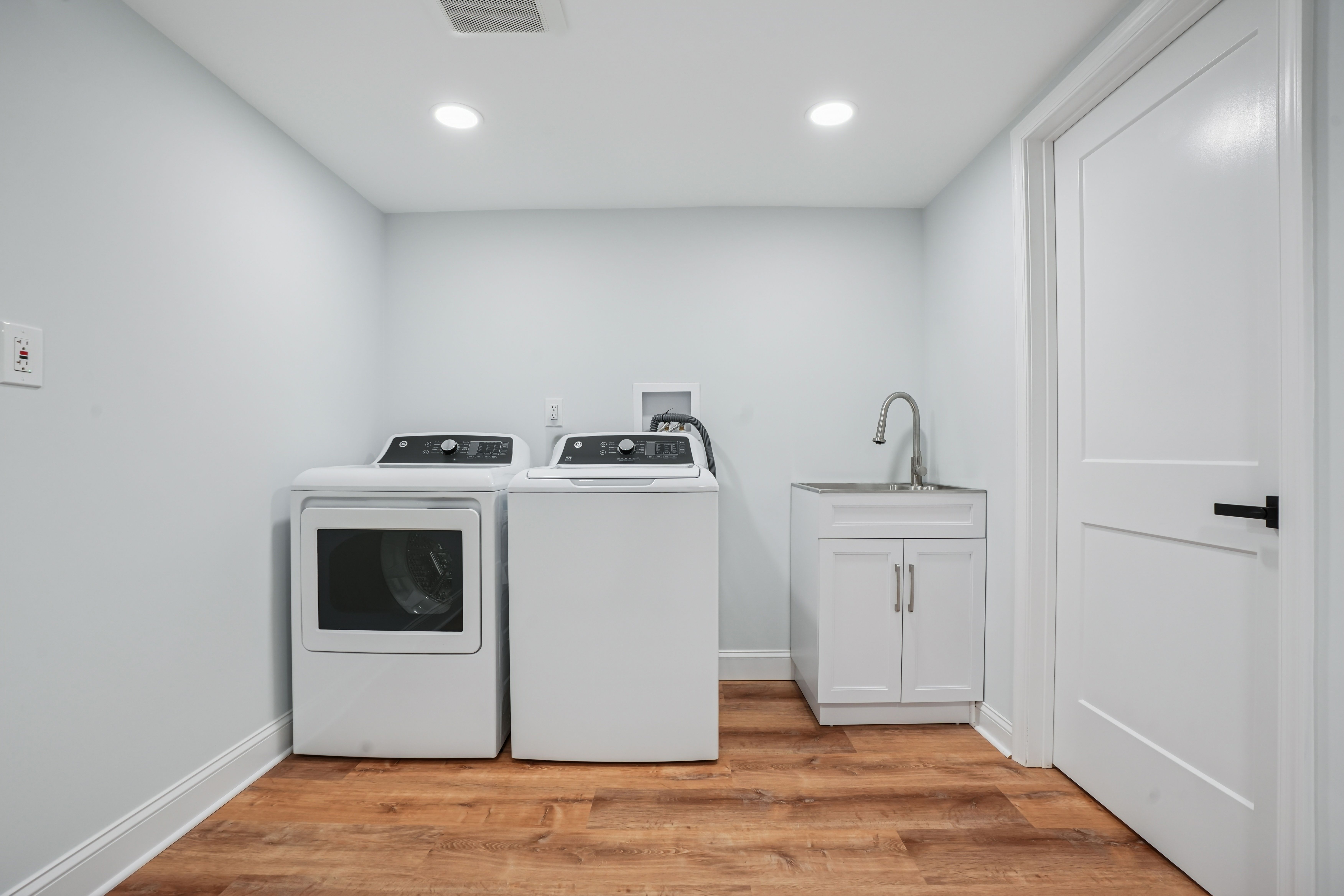 1840 Lake Avenue 