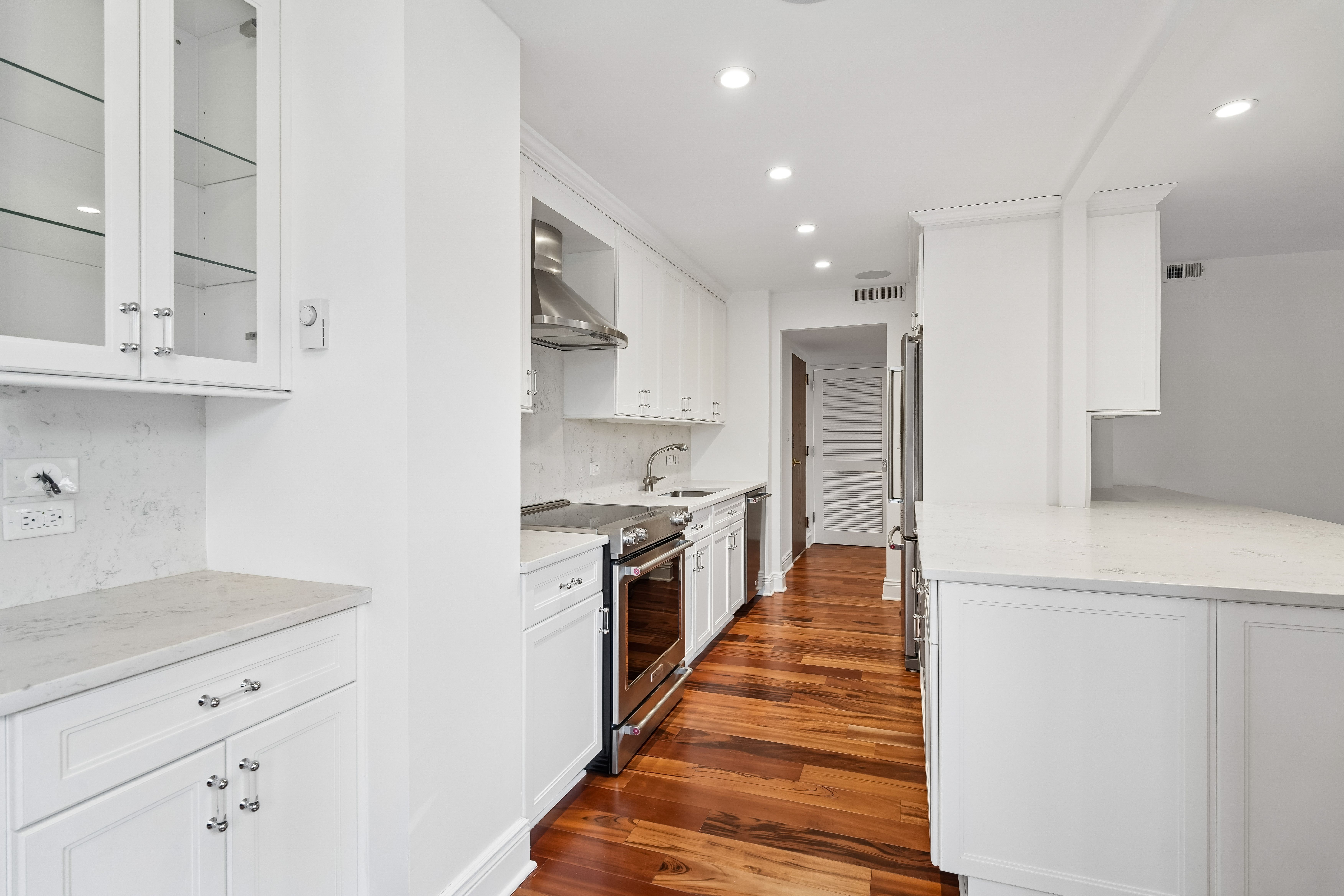 1 Euclid Avenue Unit 3B