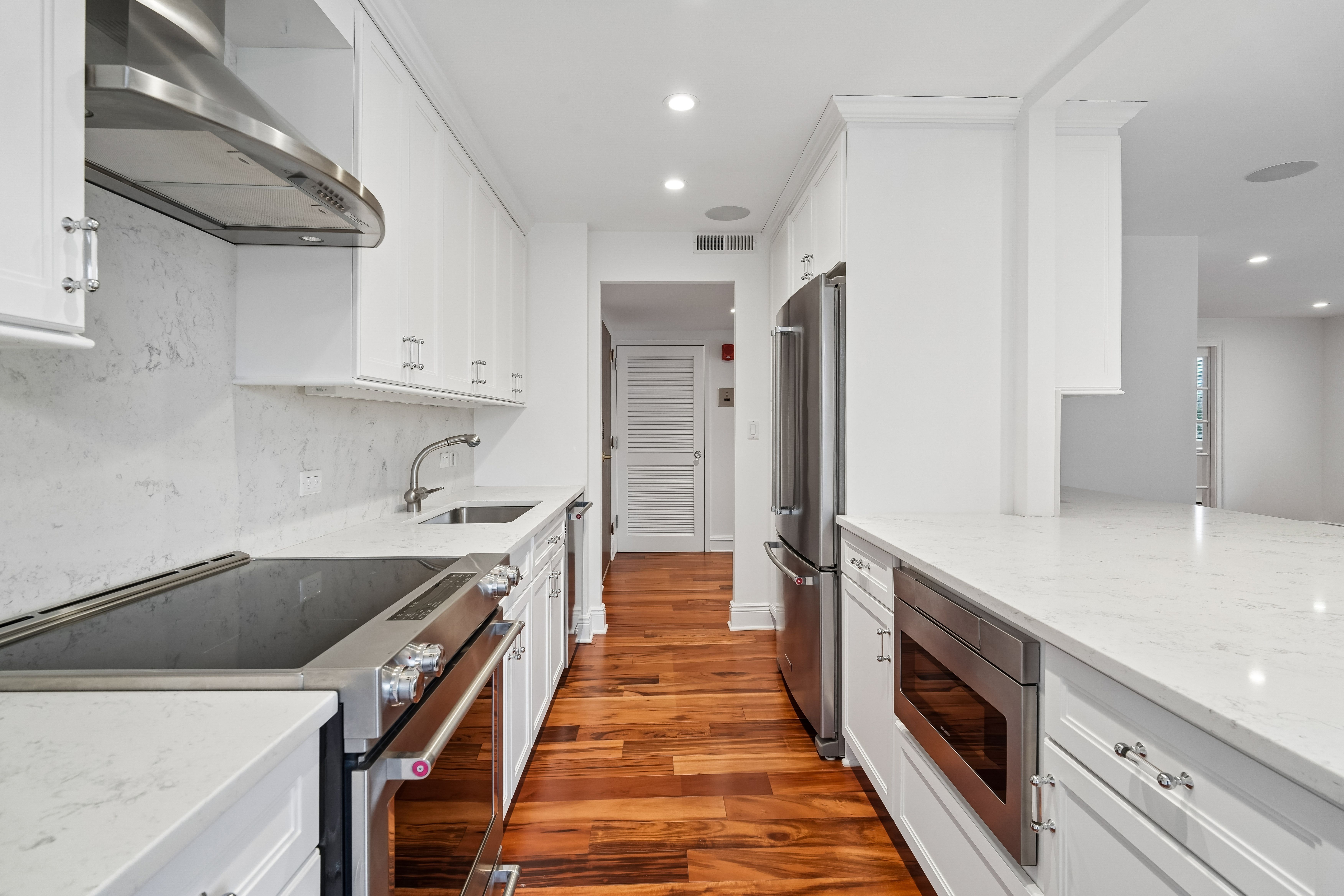 1 Euclid Avenue Unit 3B