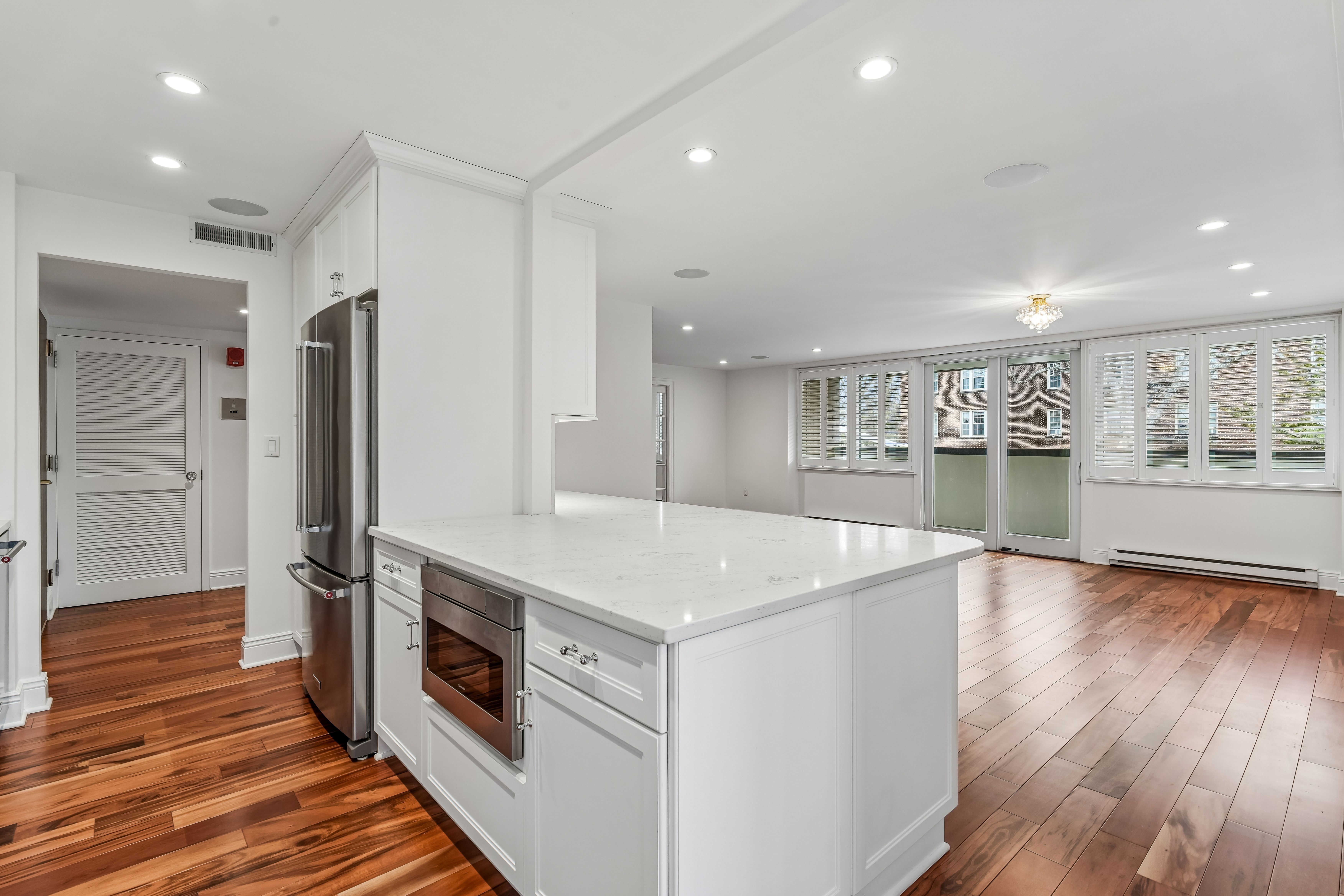 1 Euclid Avenue Unit 3B