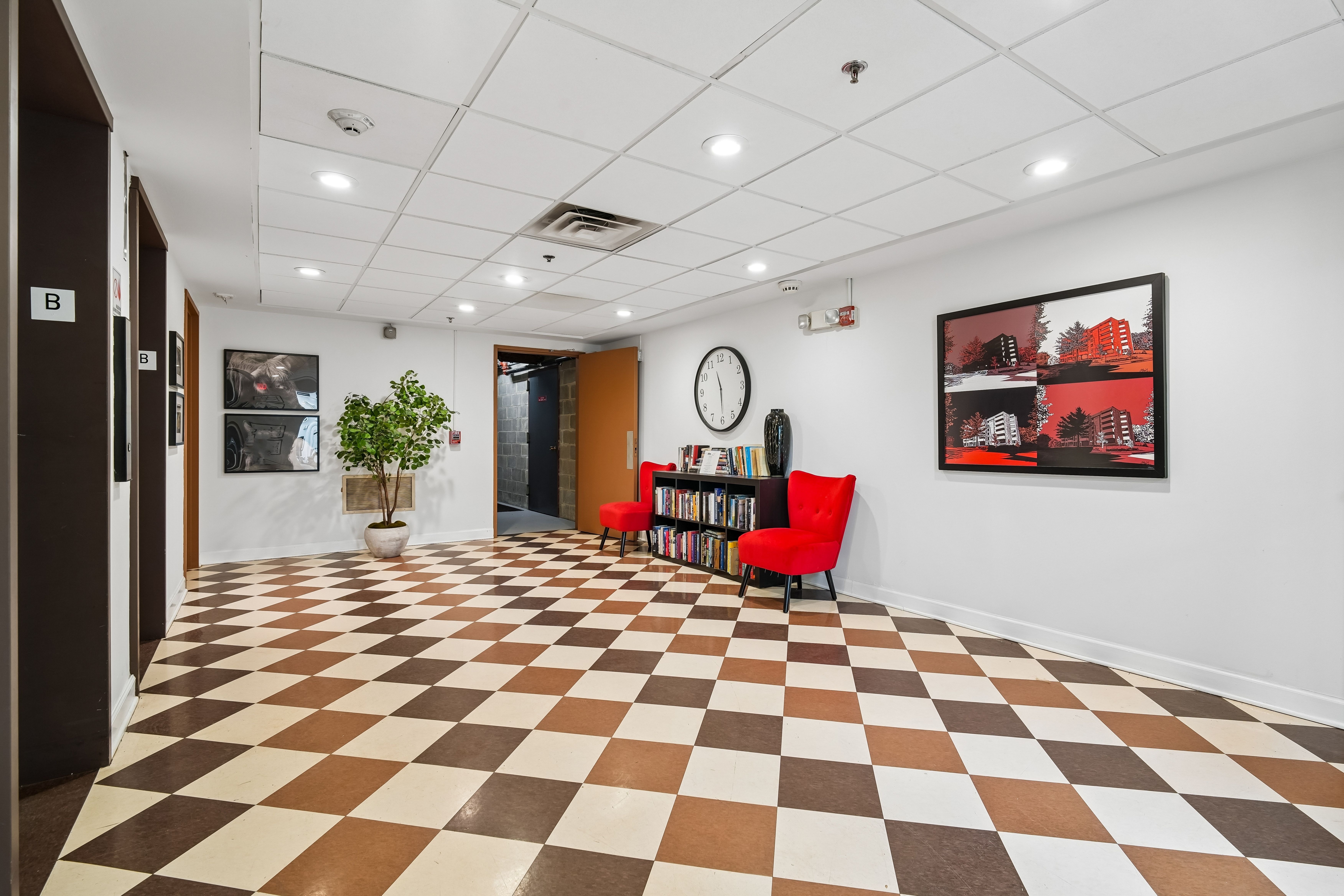 1 Euclid Avenue Unit 3B