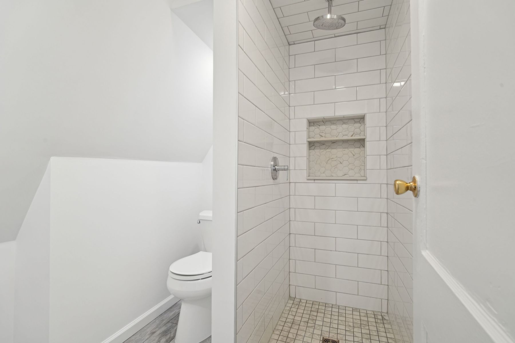 403 Abington Avenue, #3 