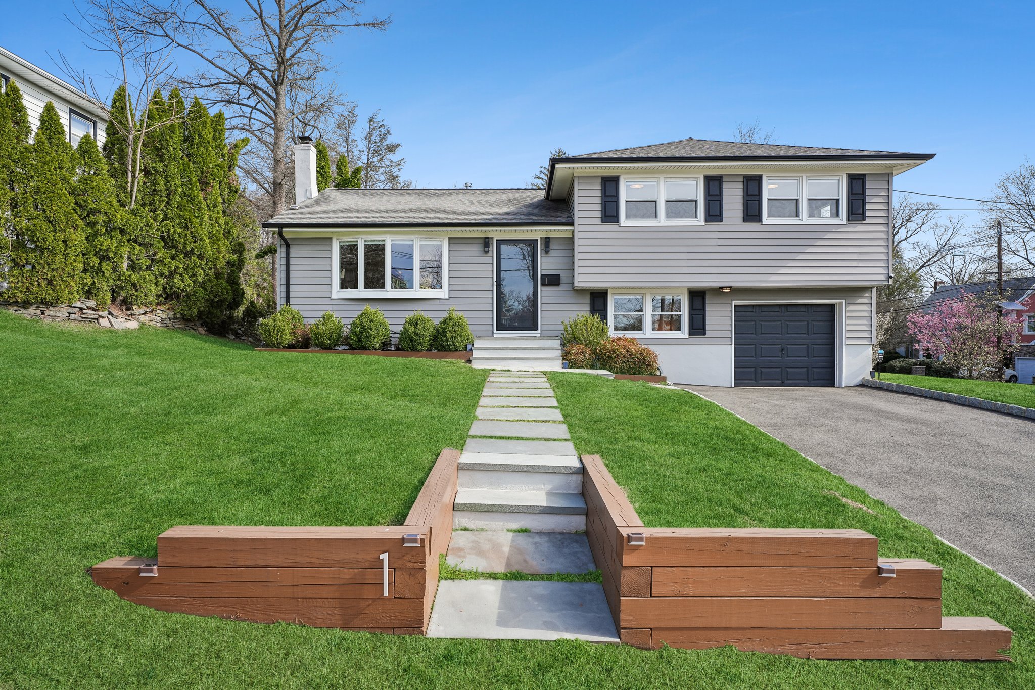 1 McDonough Street 