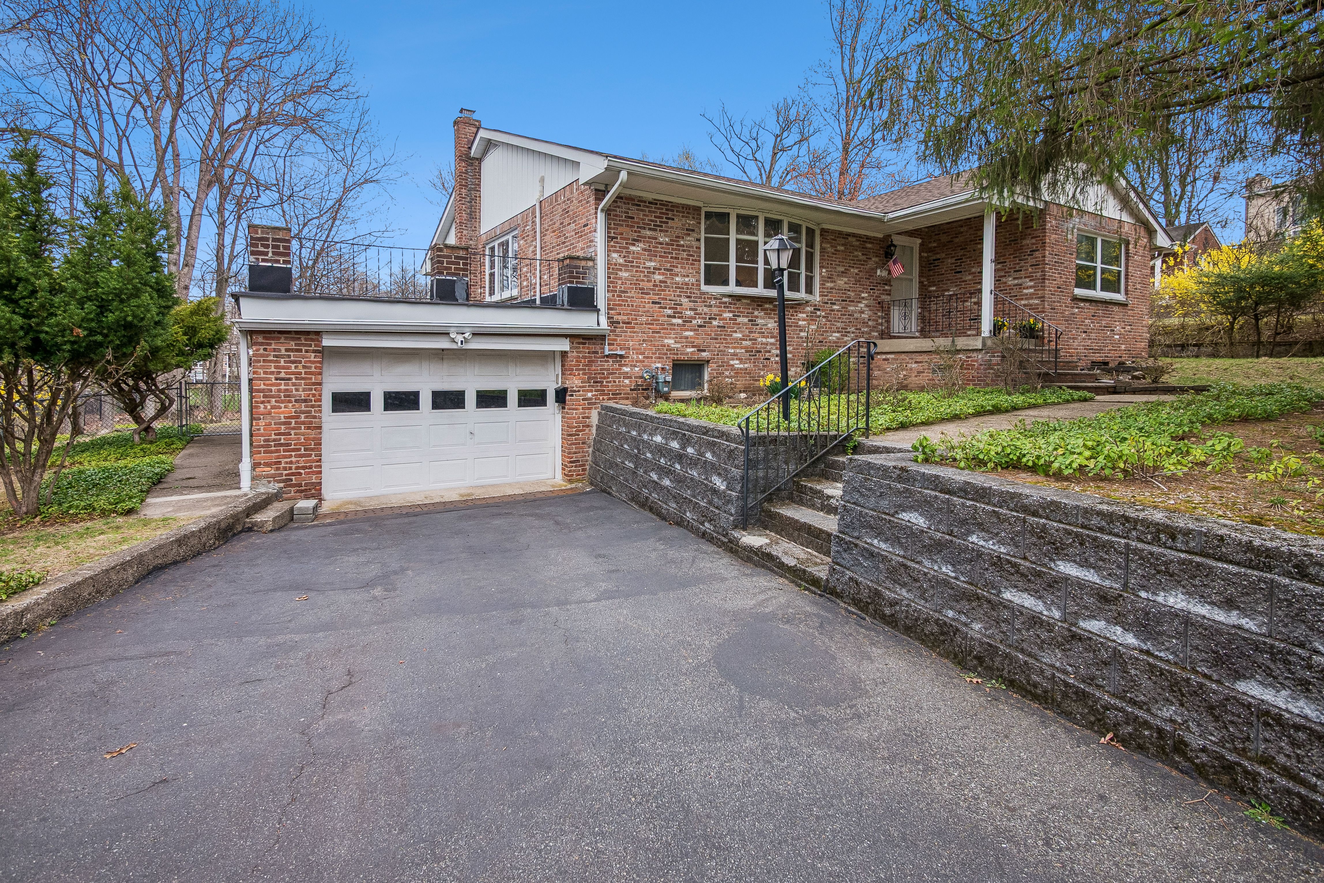 54 Briarhill Road 
