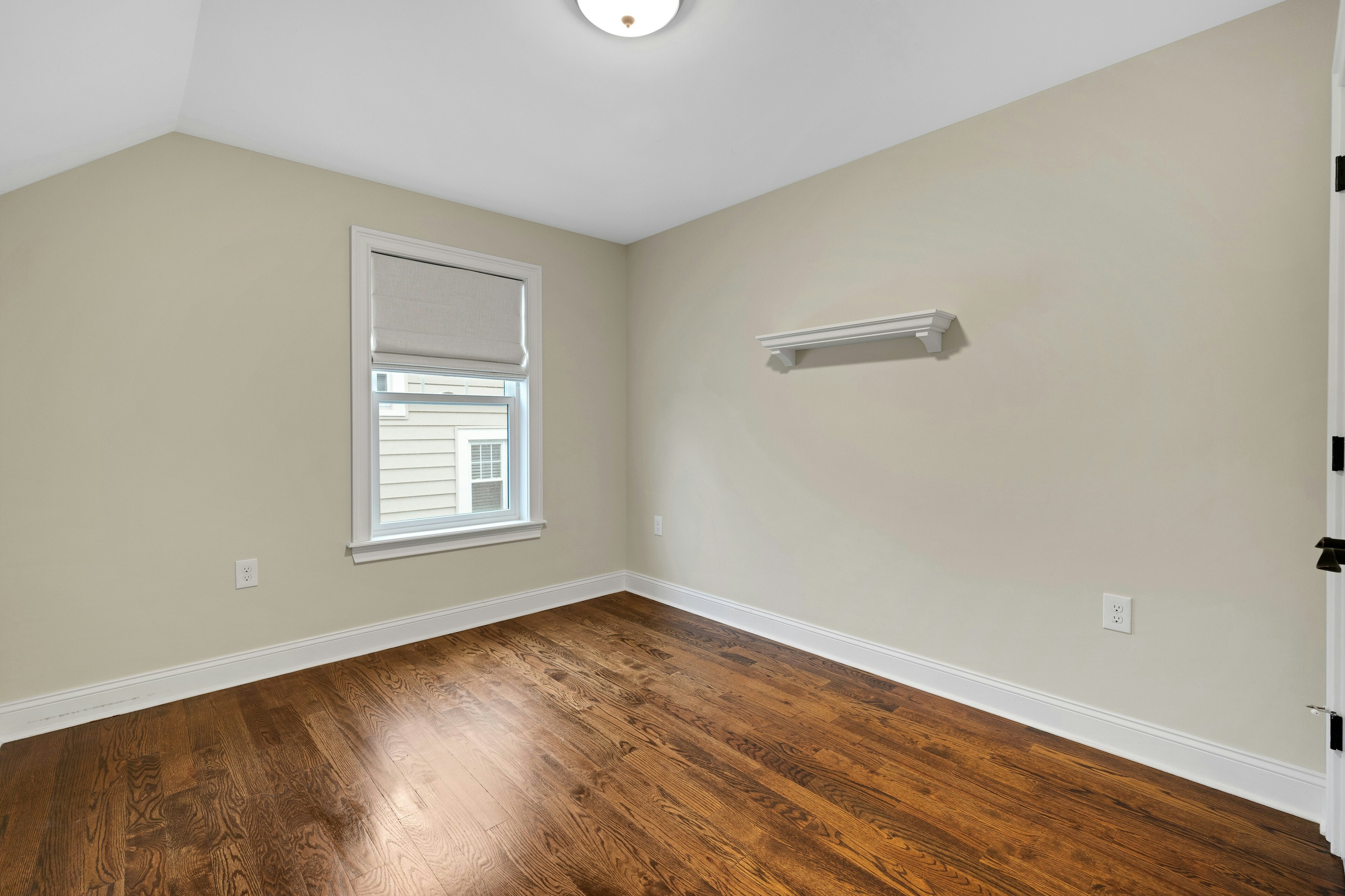 20 North Summit Avenue 