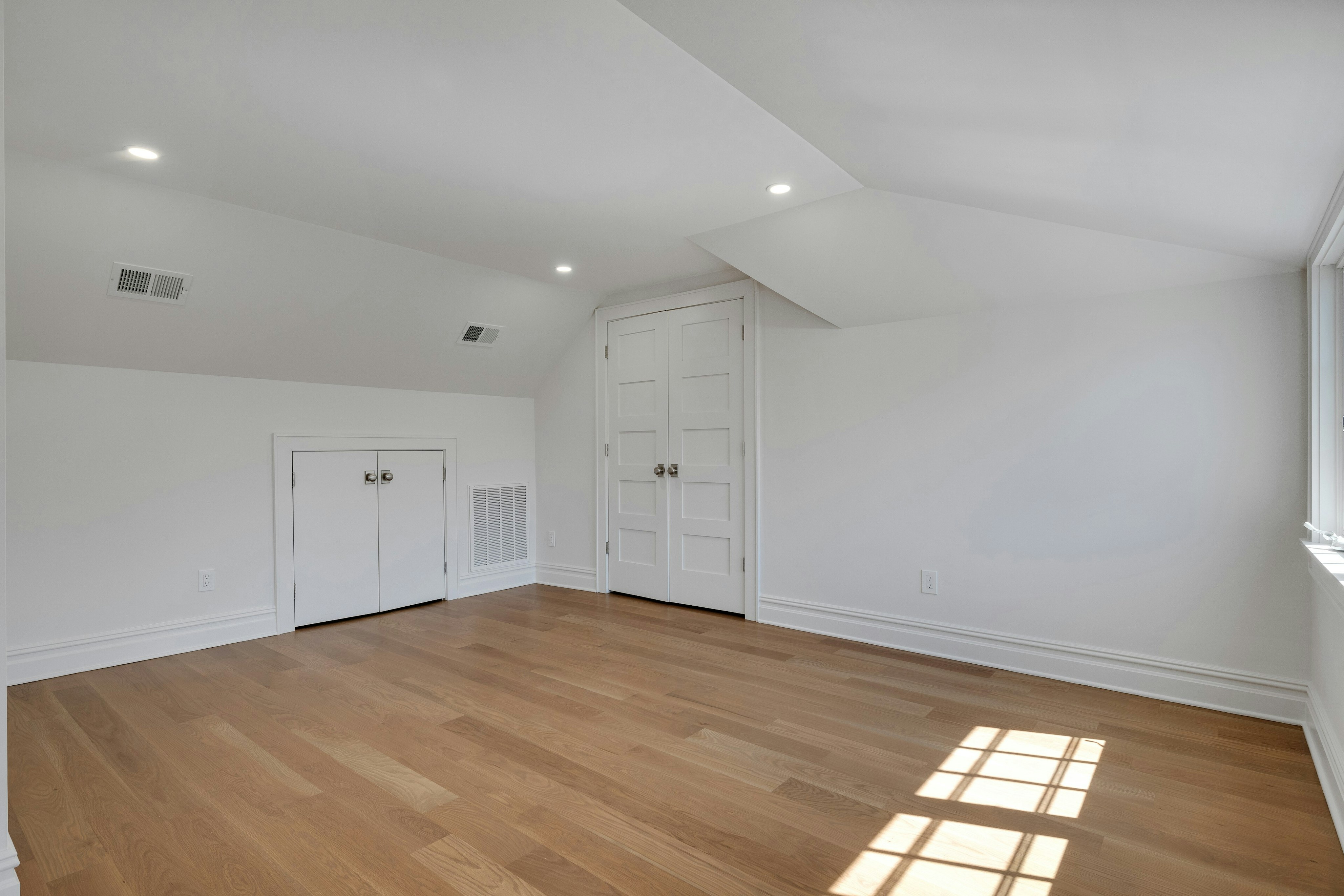 76 Woodland Avenue 