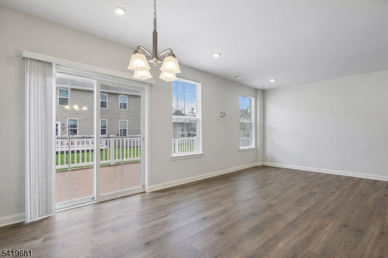 49 Owen Ct