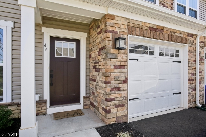 49 Owen Ct