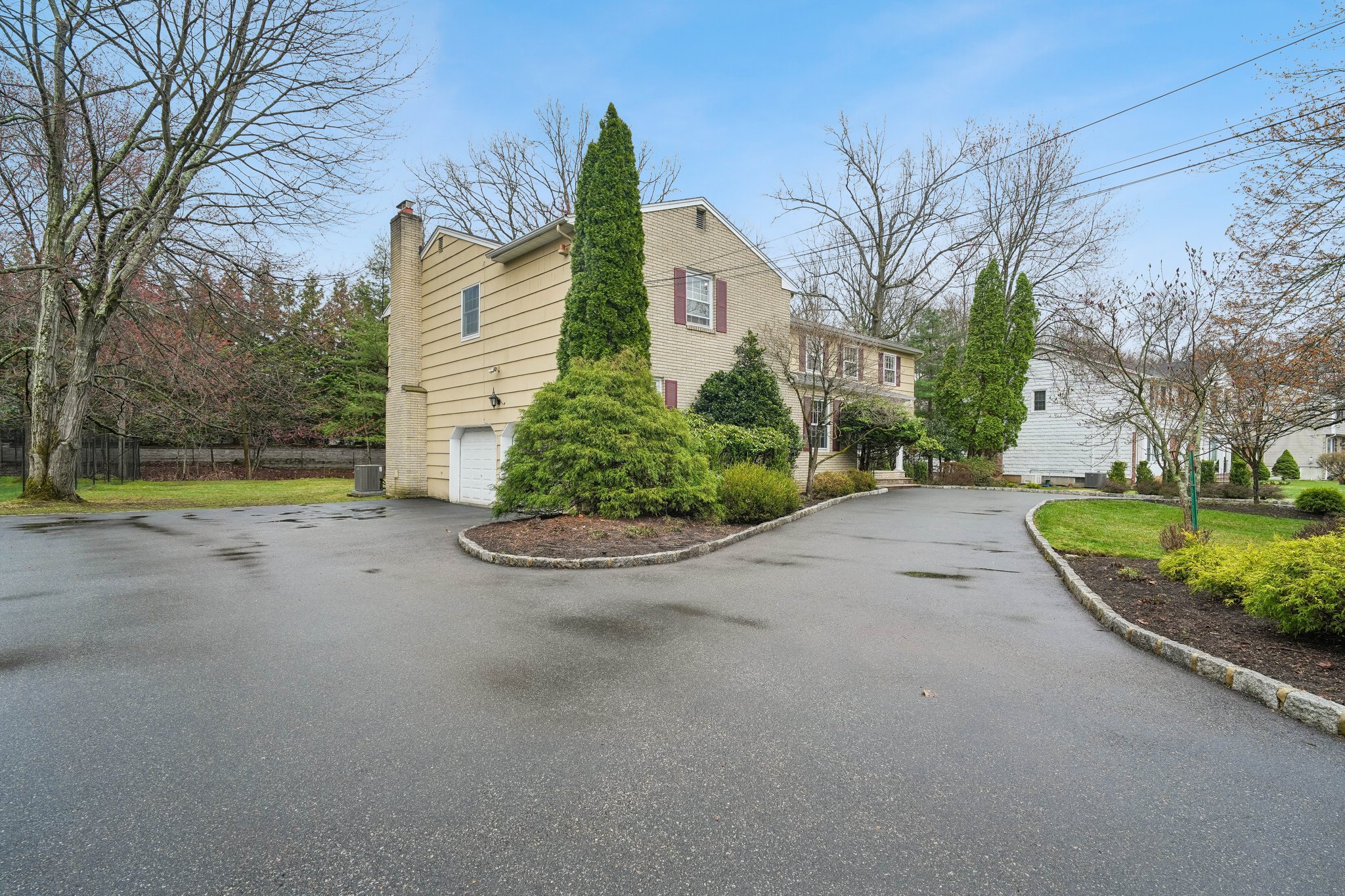82 Brookside Terrace 