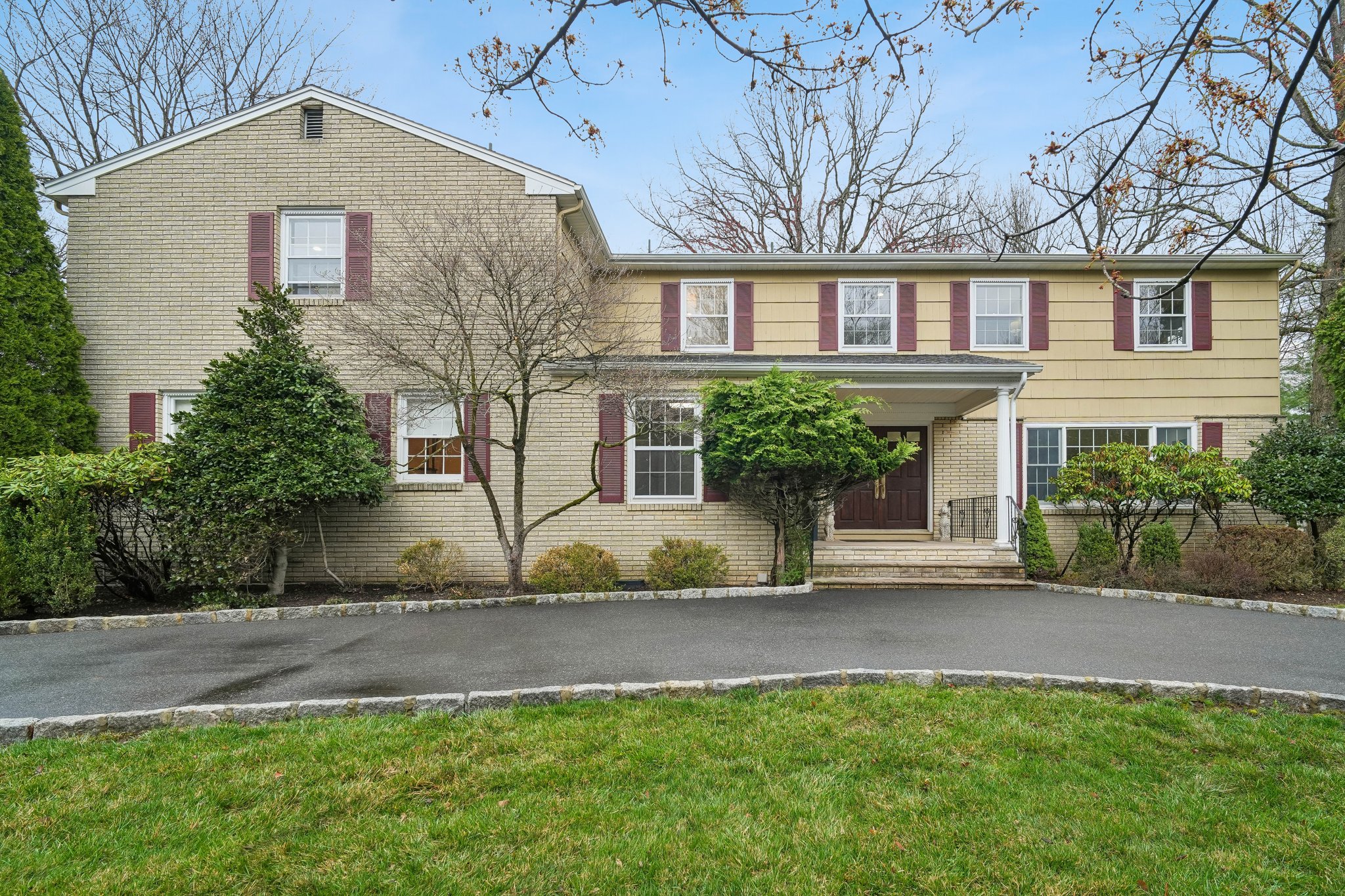 82 Brookside Terrace 