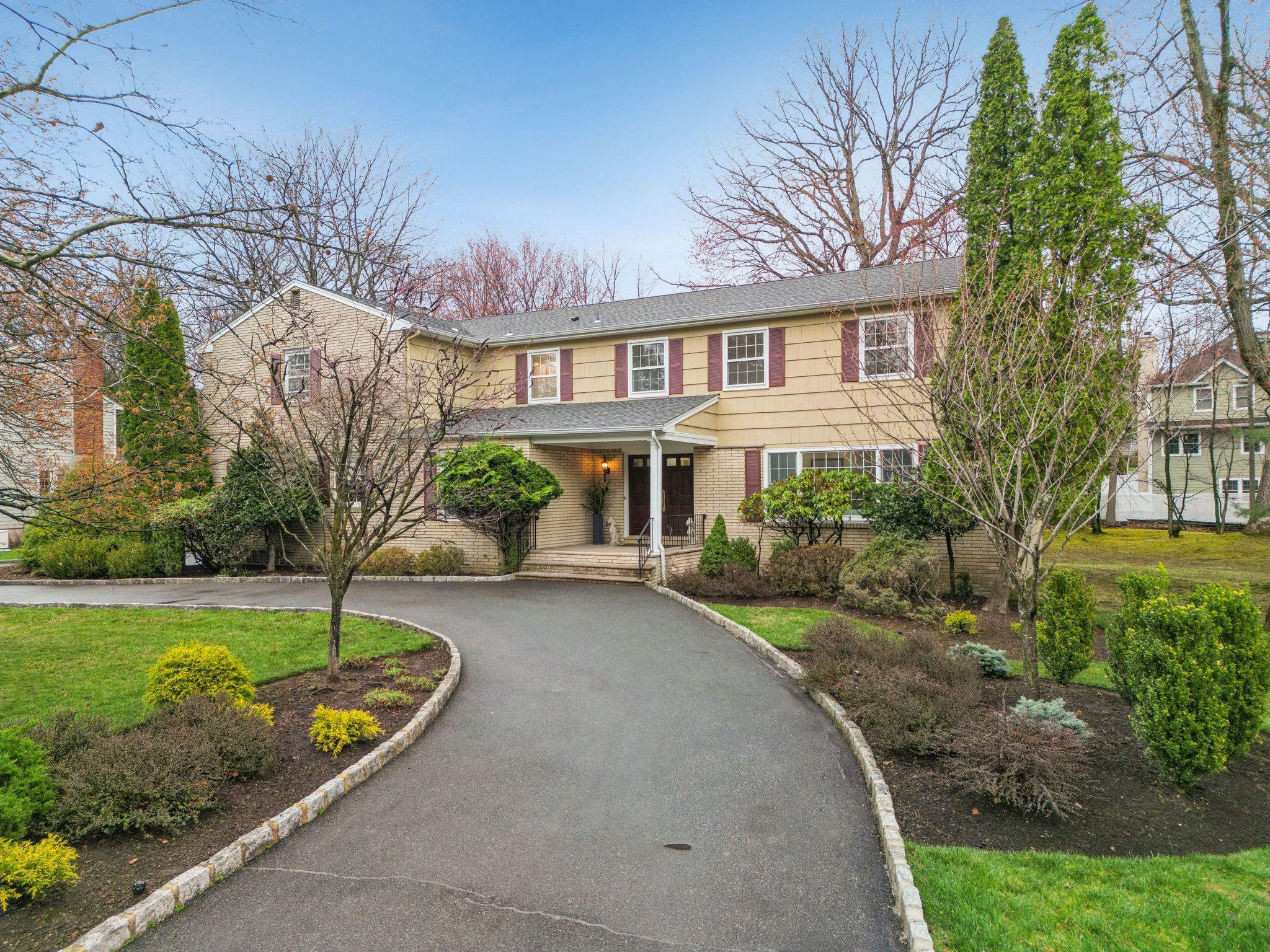 82 Brookside Terrace 