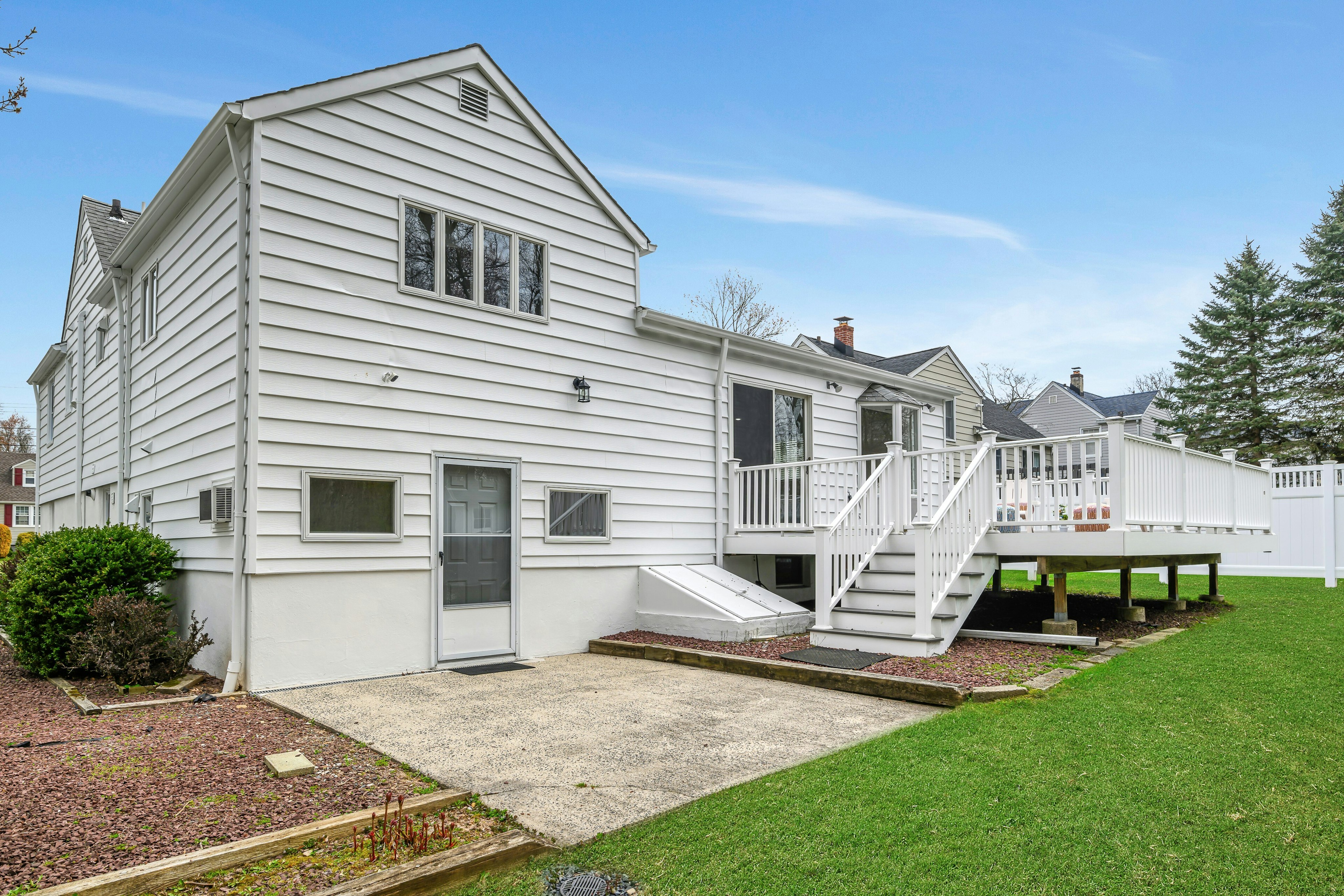 99 Beechwood Road 