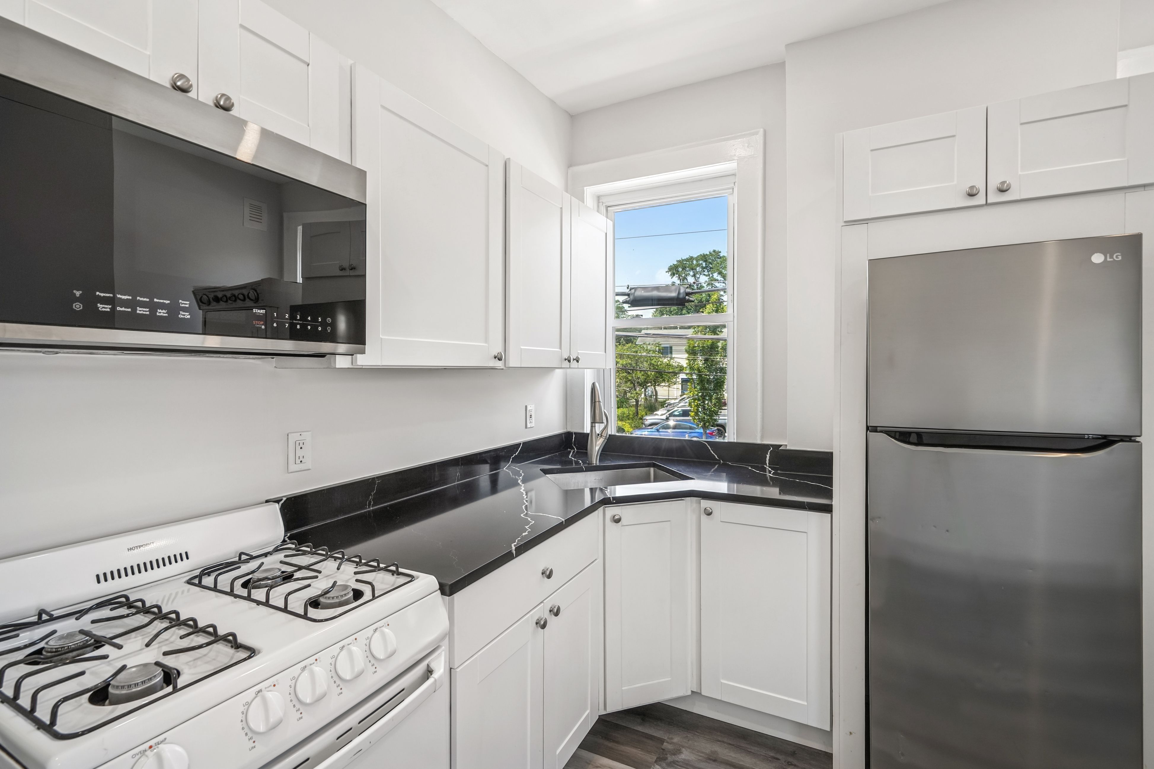 34 Main Street, #B 