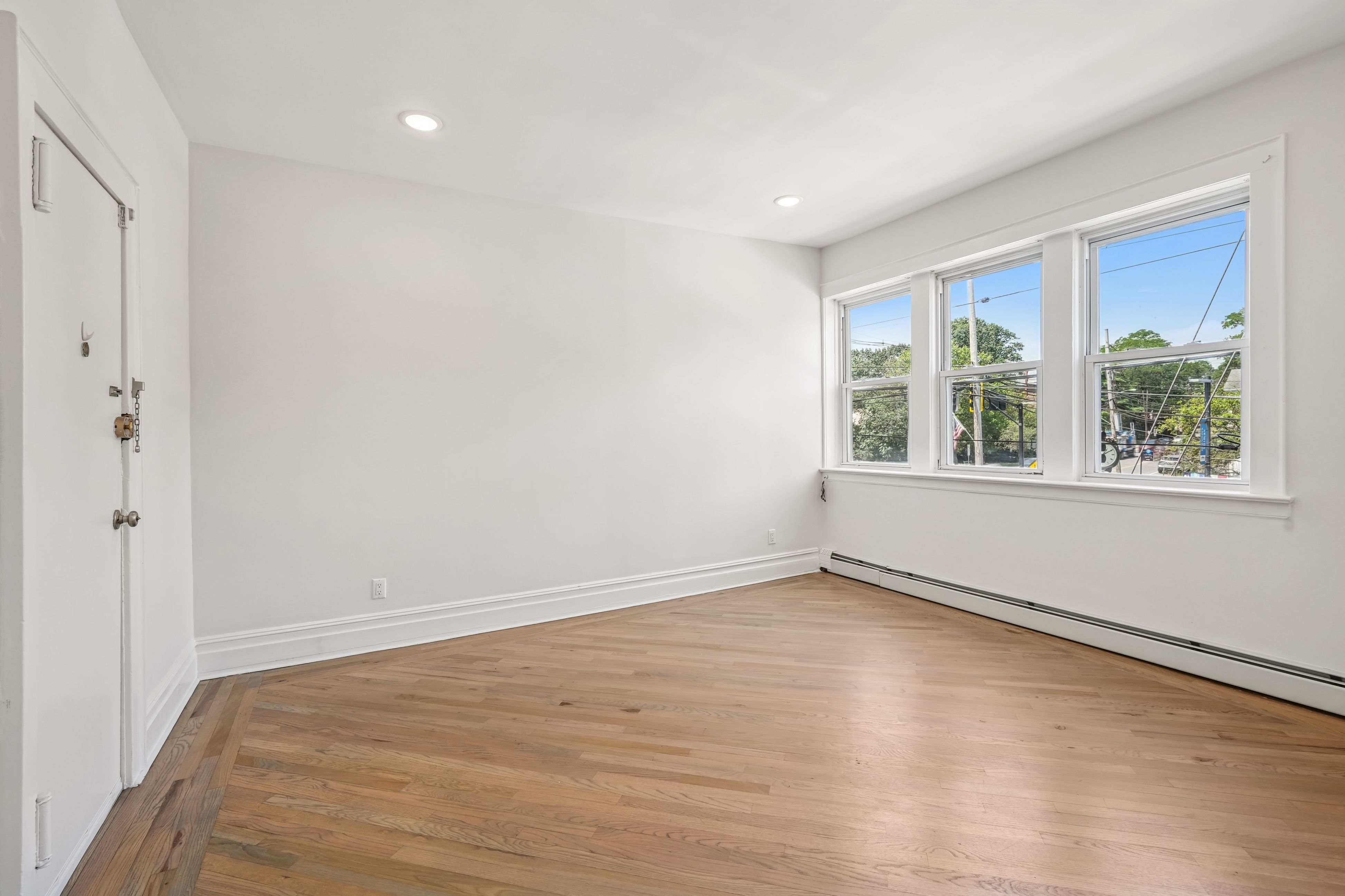 34 Main Street, #B 