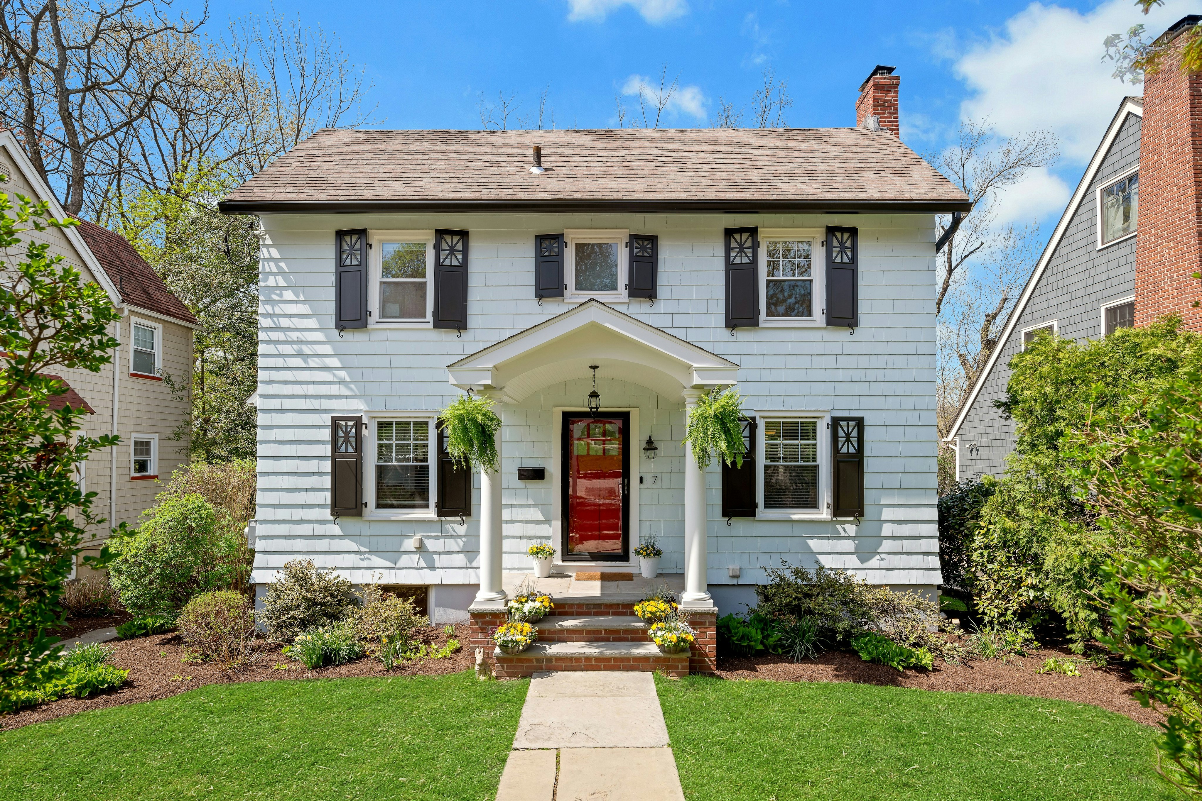 7 Alden Place 