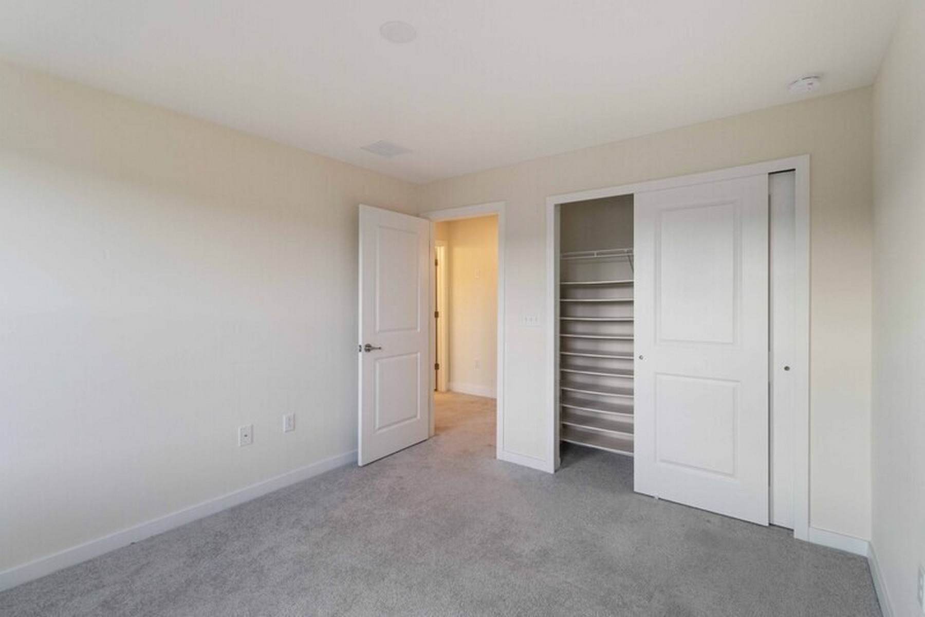 28 Colgate Drive #905 