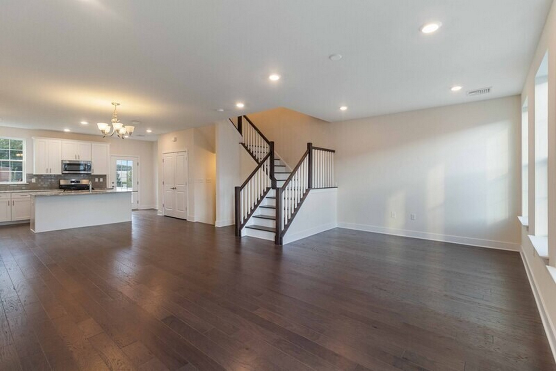 28 Colgate Drive #905 