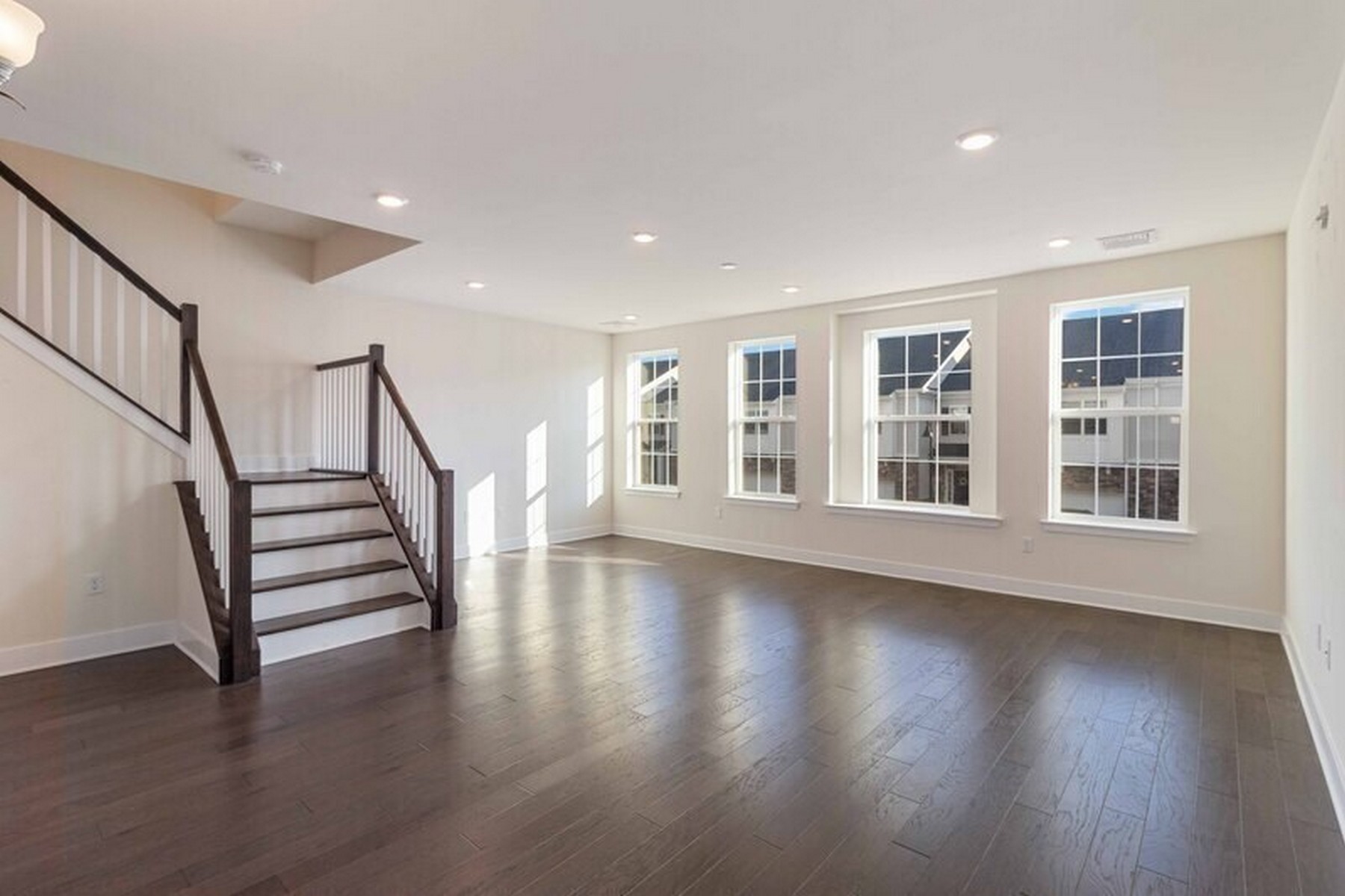 28 Colgate Drive #905 