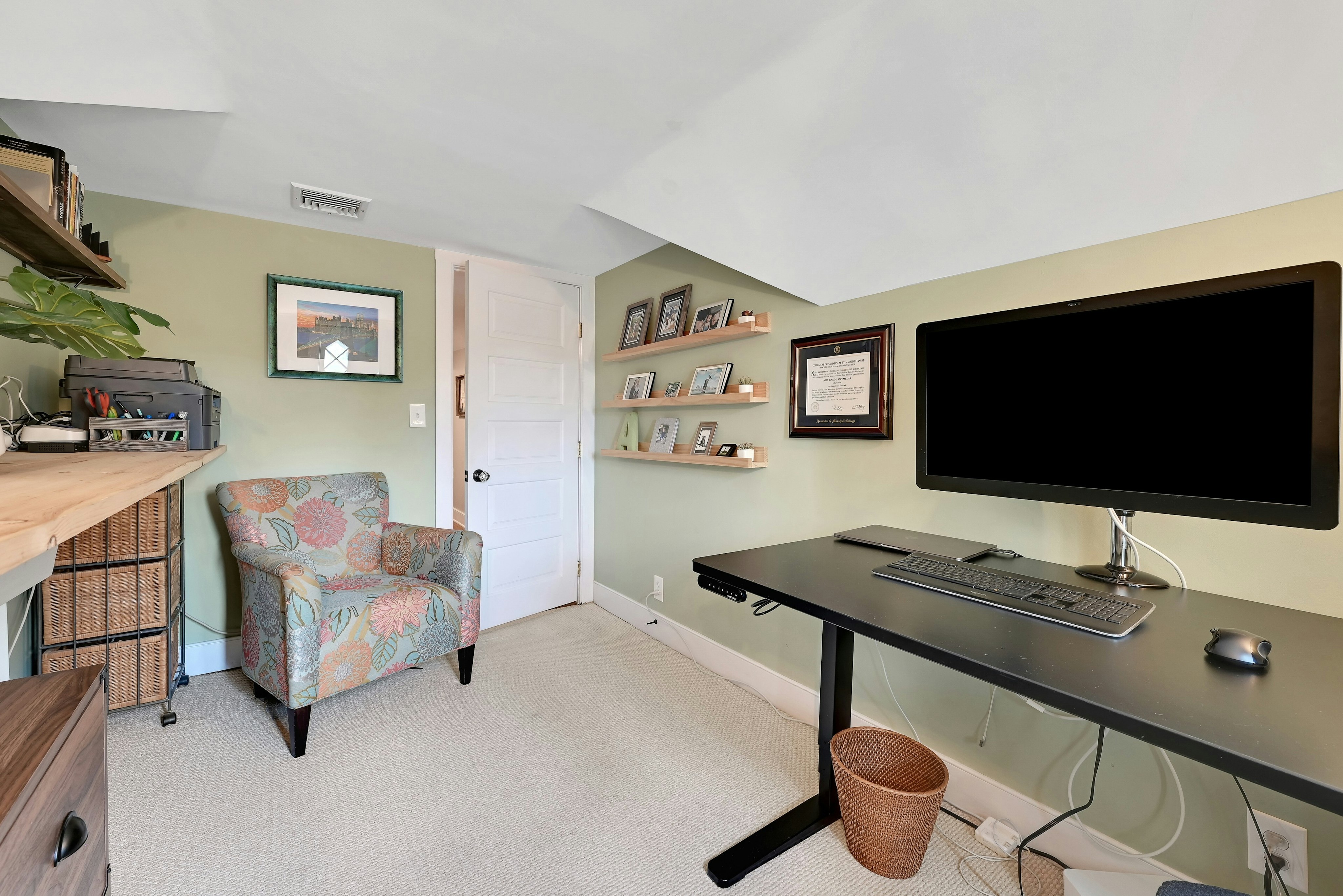 285 Plainfield Ave 