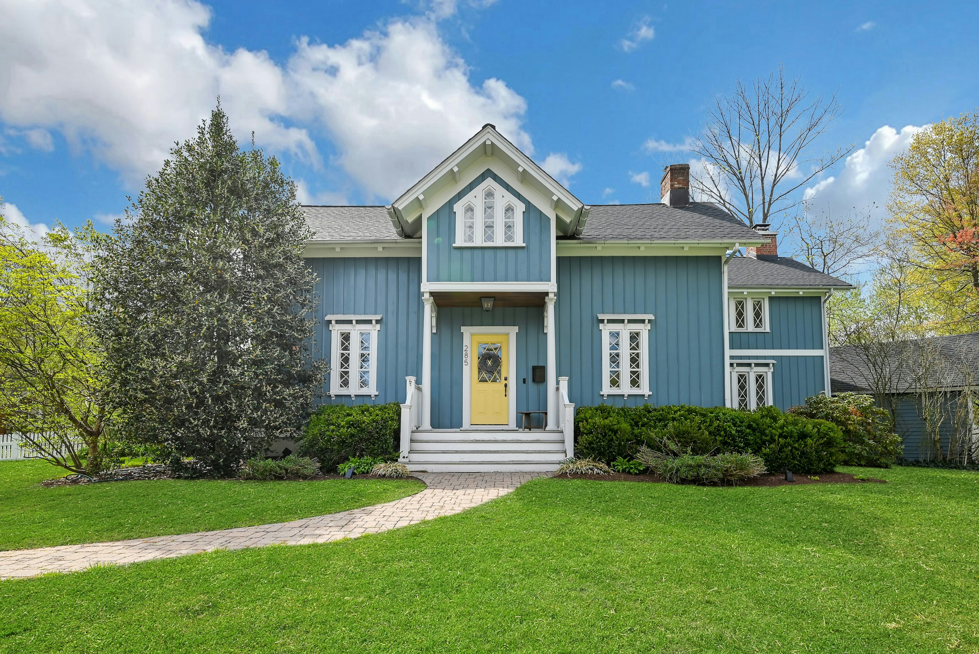 285 Plainfield Ave 