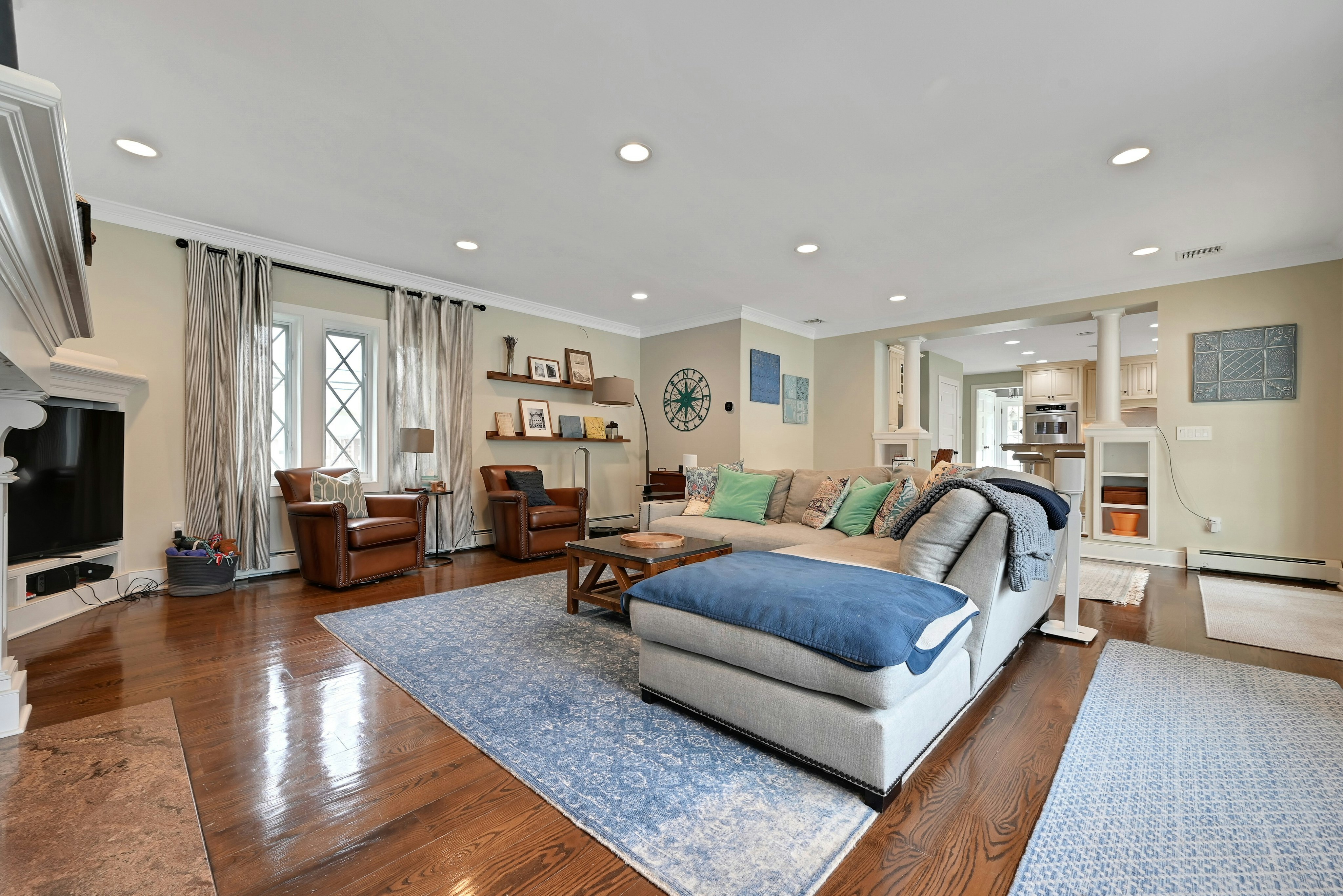 285 Plainfield Ave 