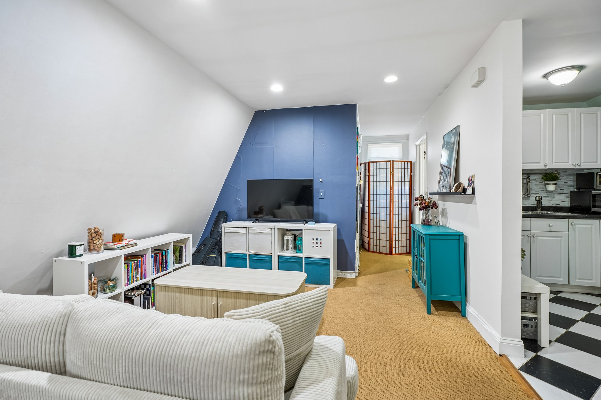 194 Hillside Avenue 