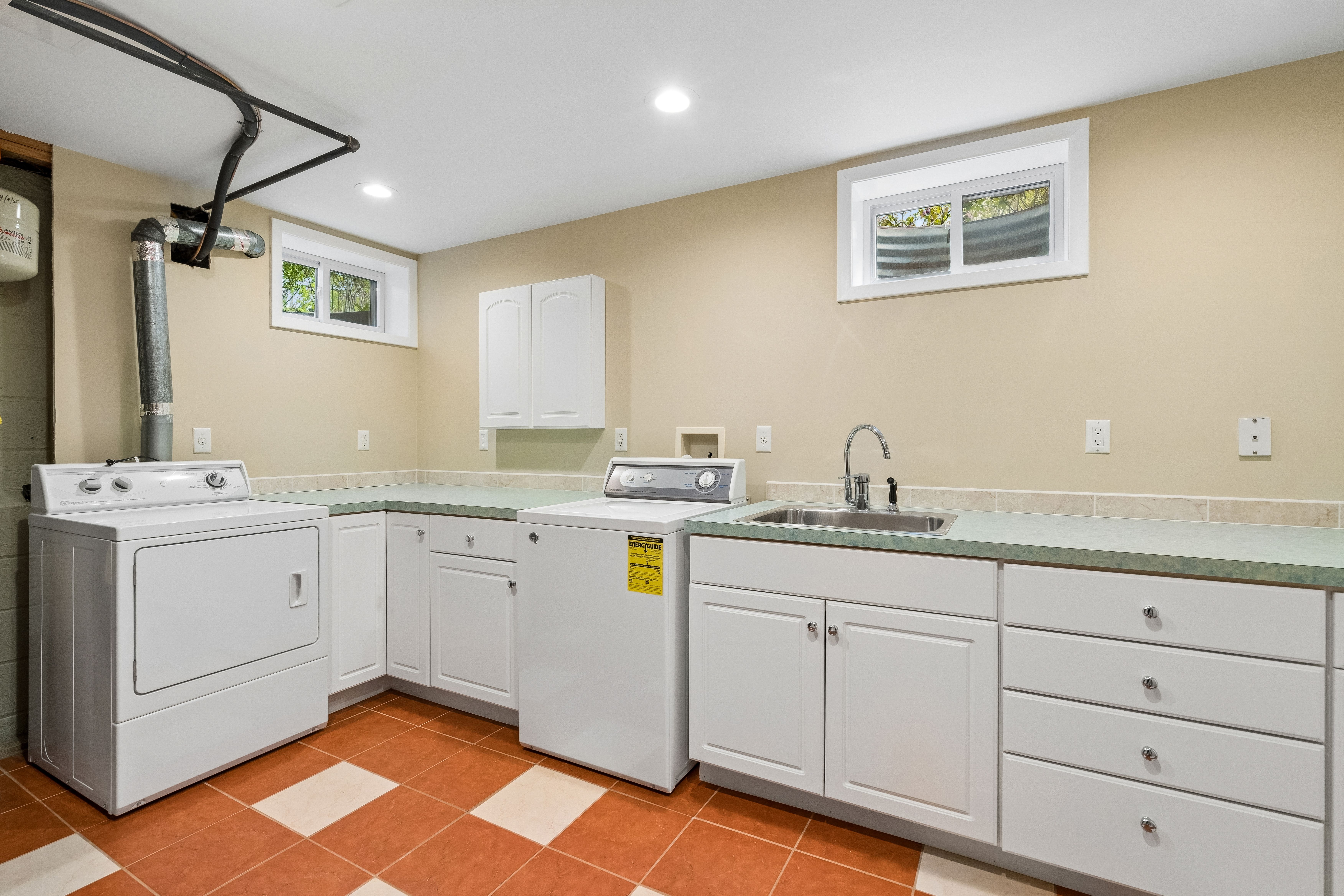 27 Hillside Terrace 