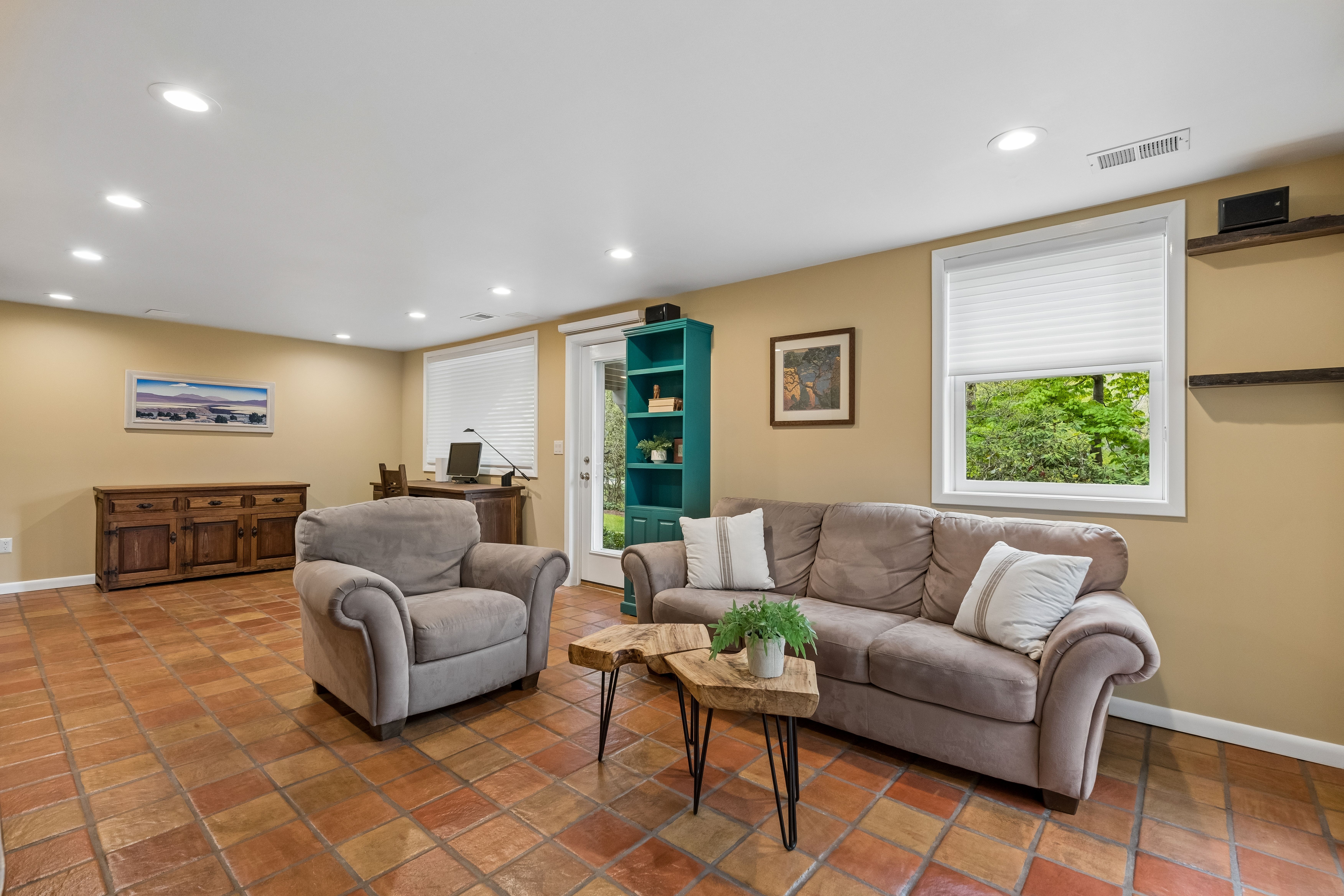 27 Hillside Terrace 
