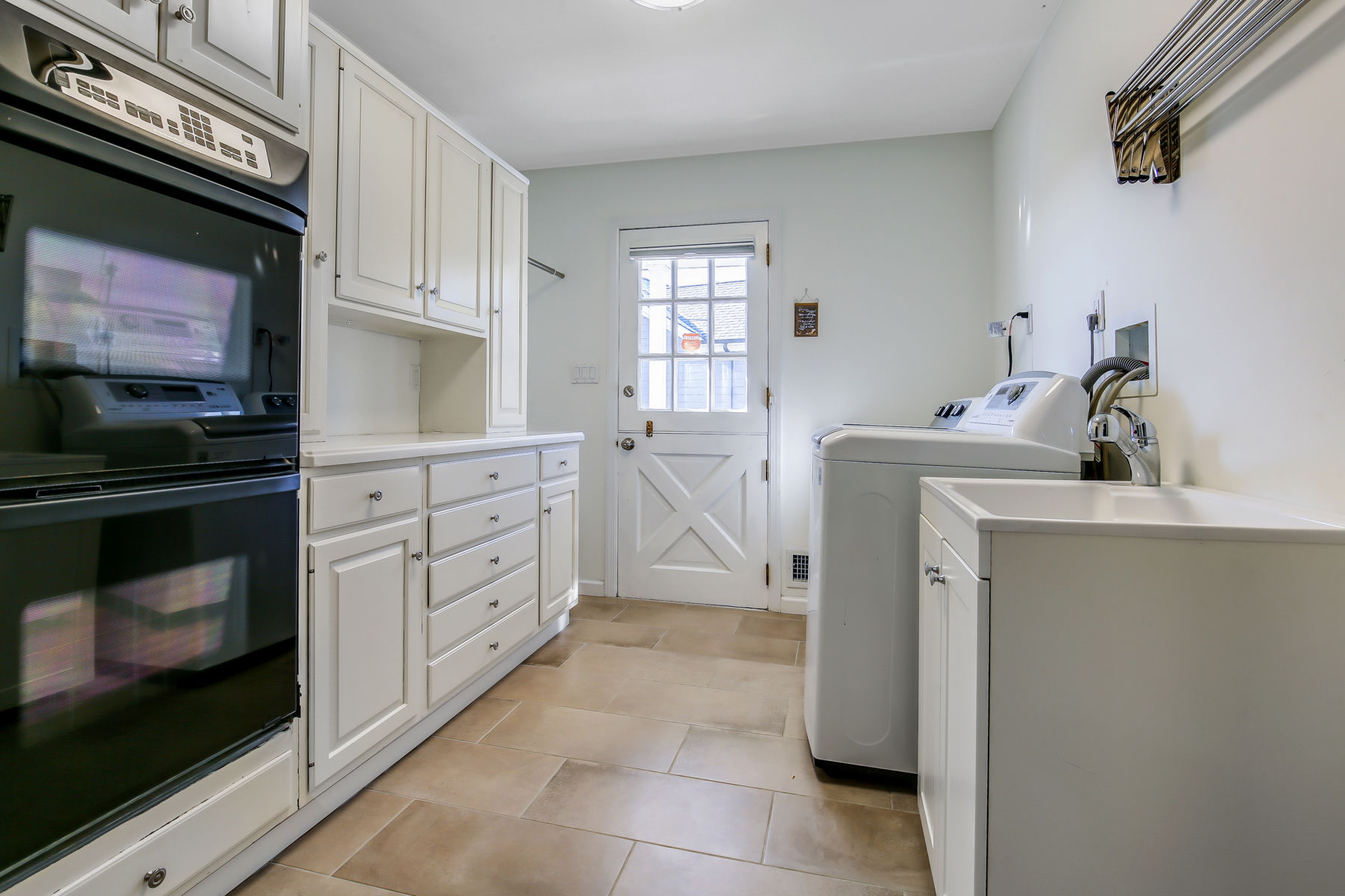 1008 Mary Allen Lane 