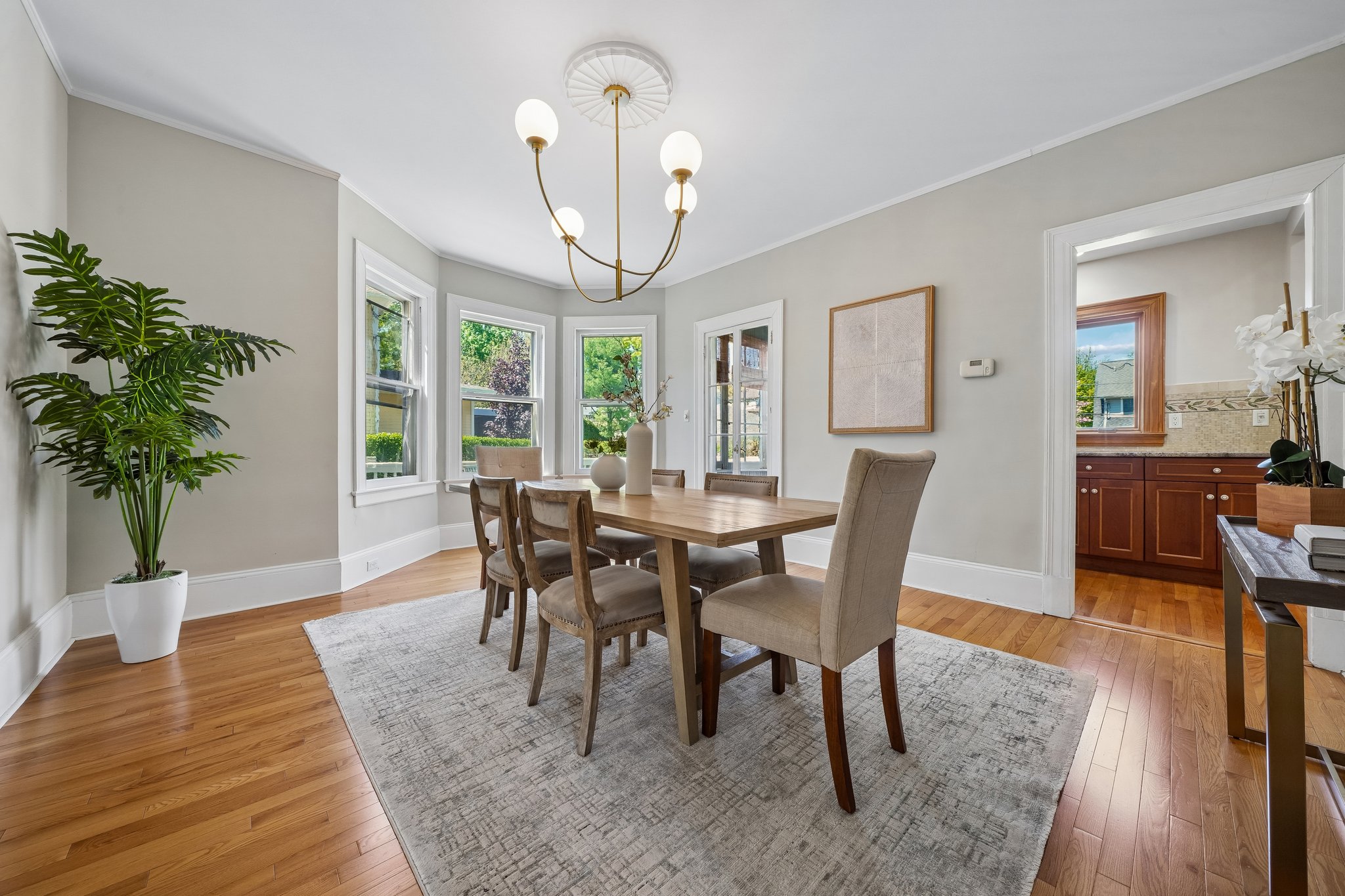 215 Inwood Avenue 