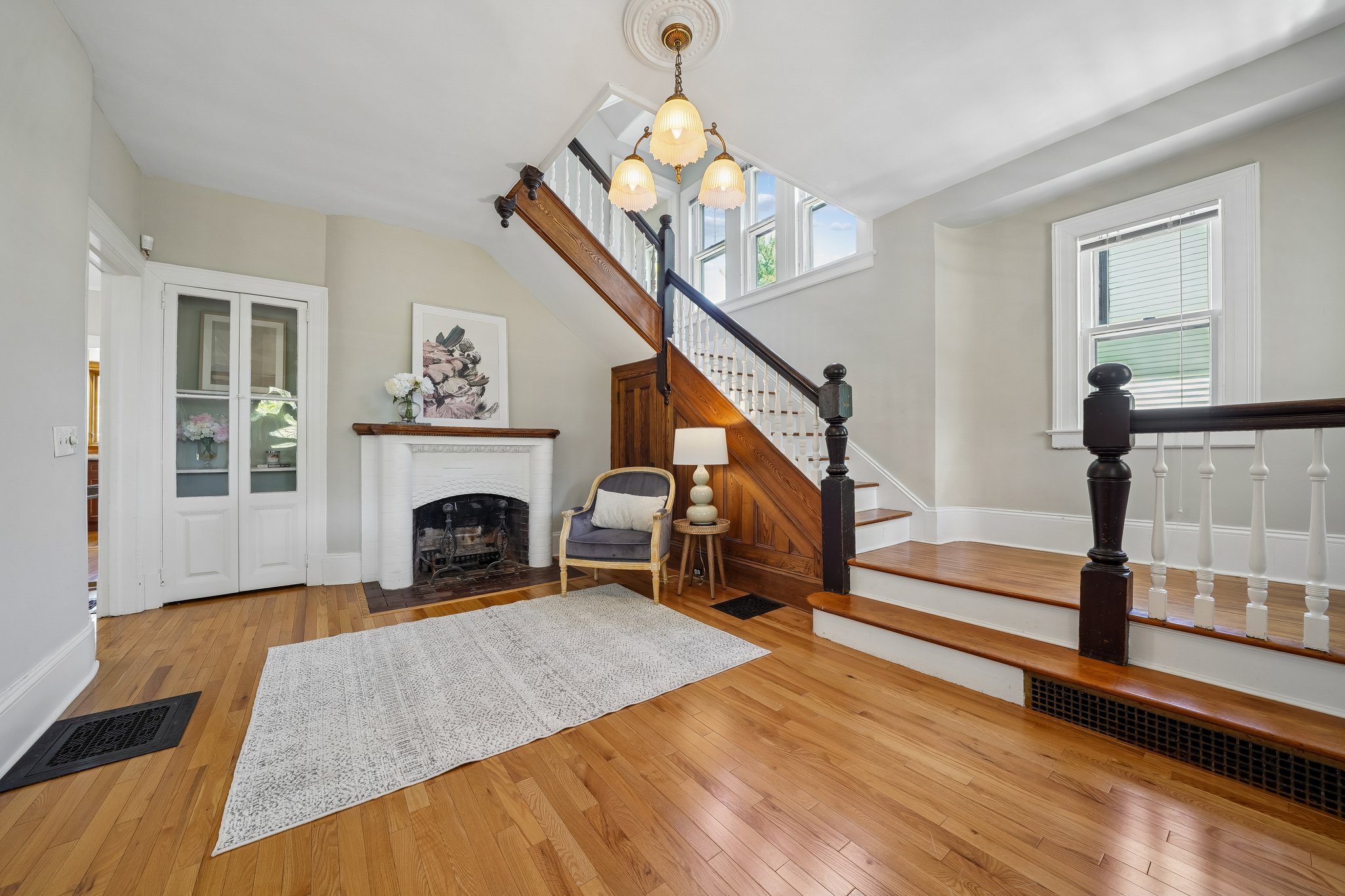 215 Inwood Avenue 