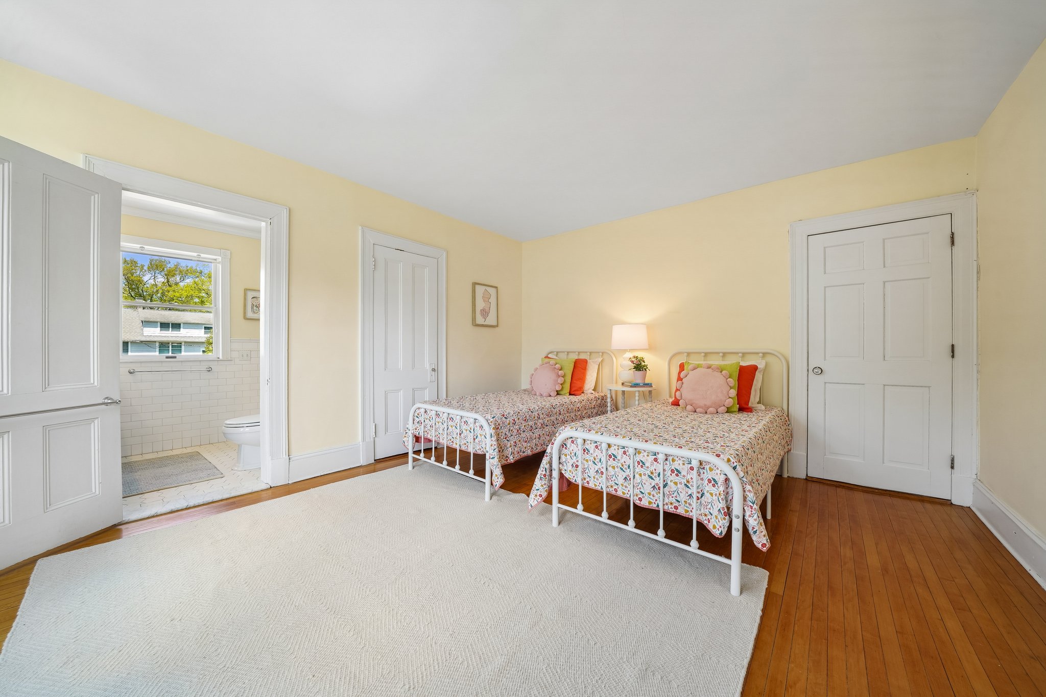 215 Inwood Avenue 