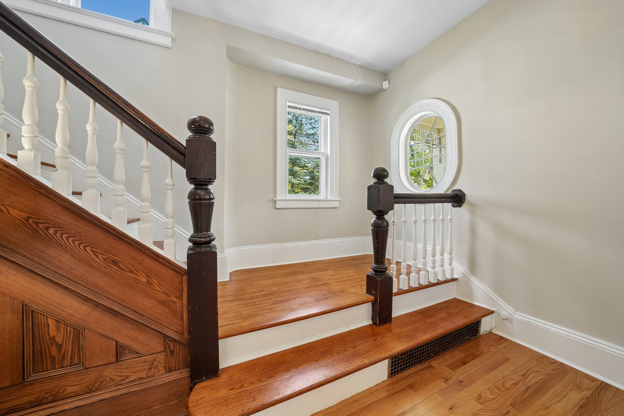 215 Inwood Avenue 