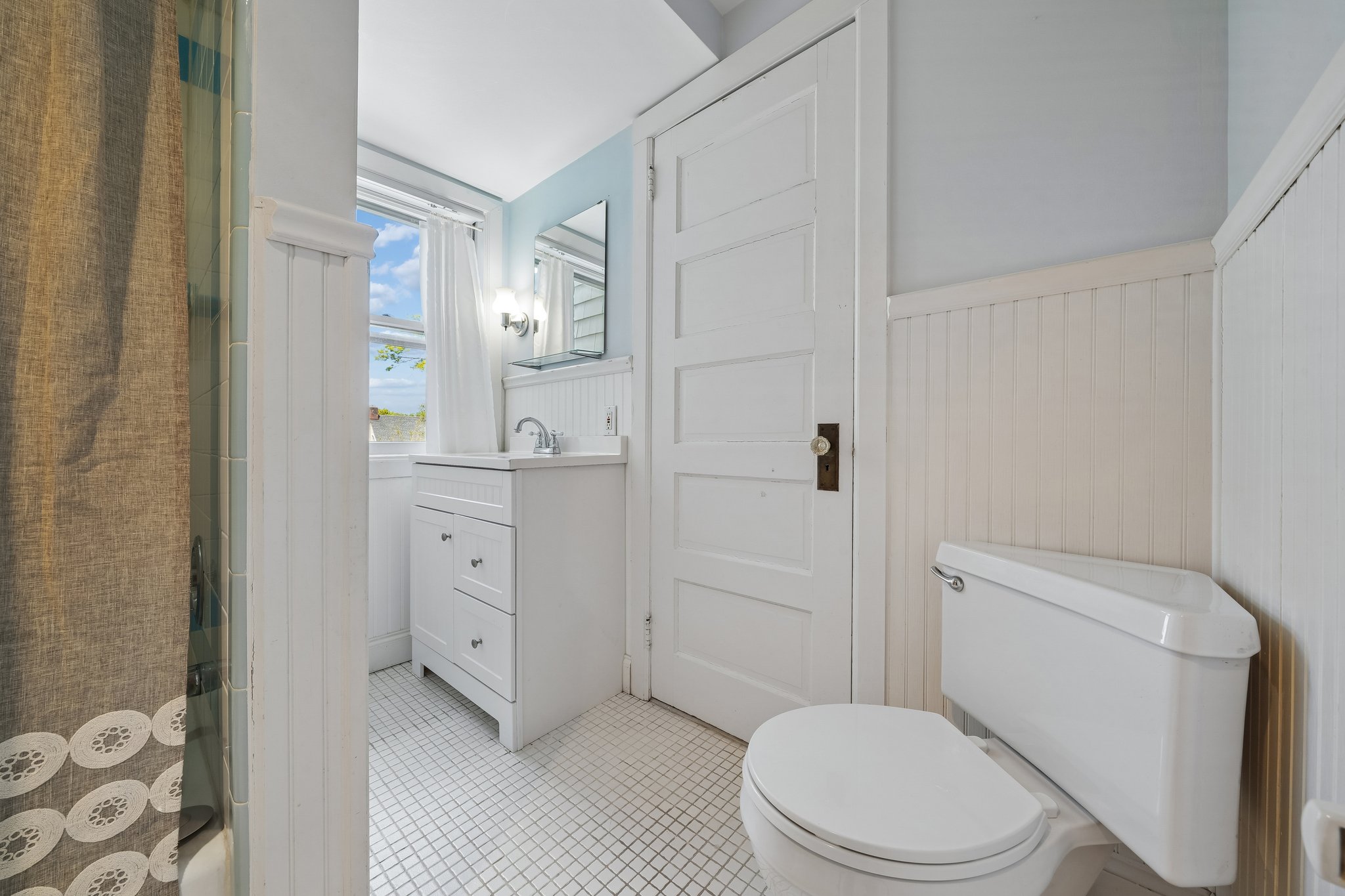 215 Inwood Avenue 