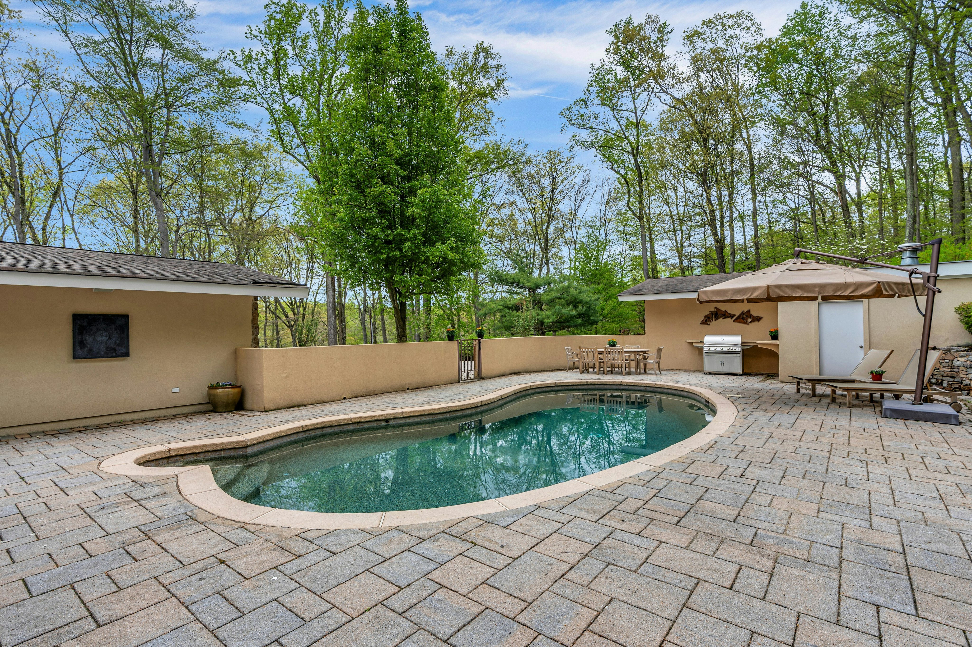 174 Bliss Road 