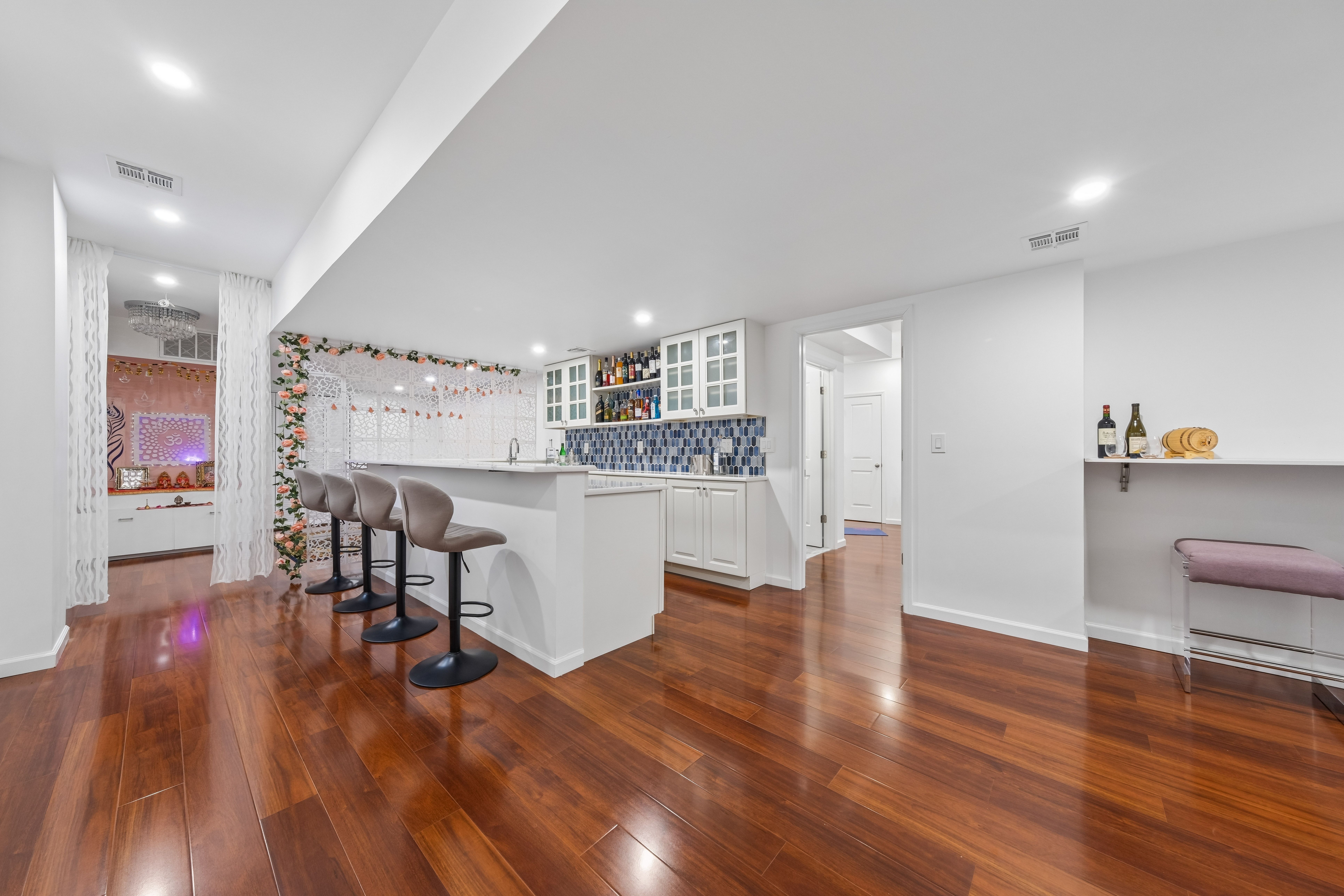 21 Winding Way 
