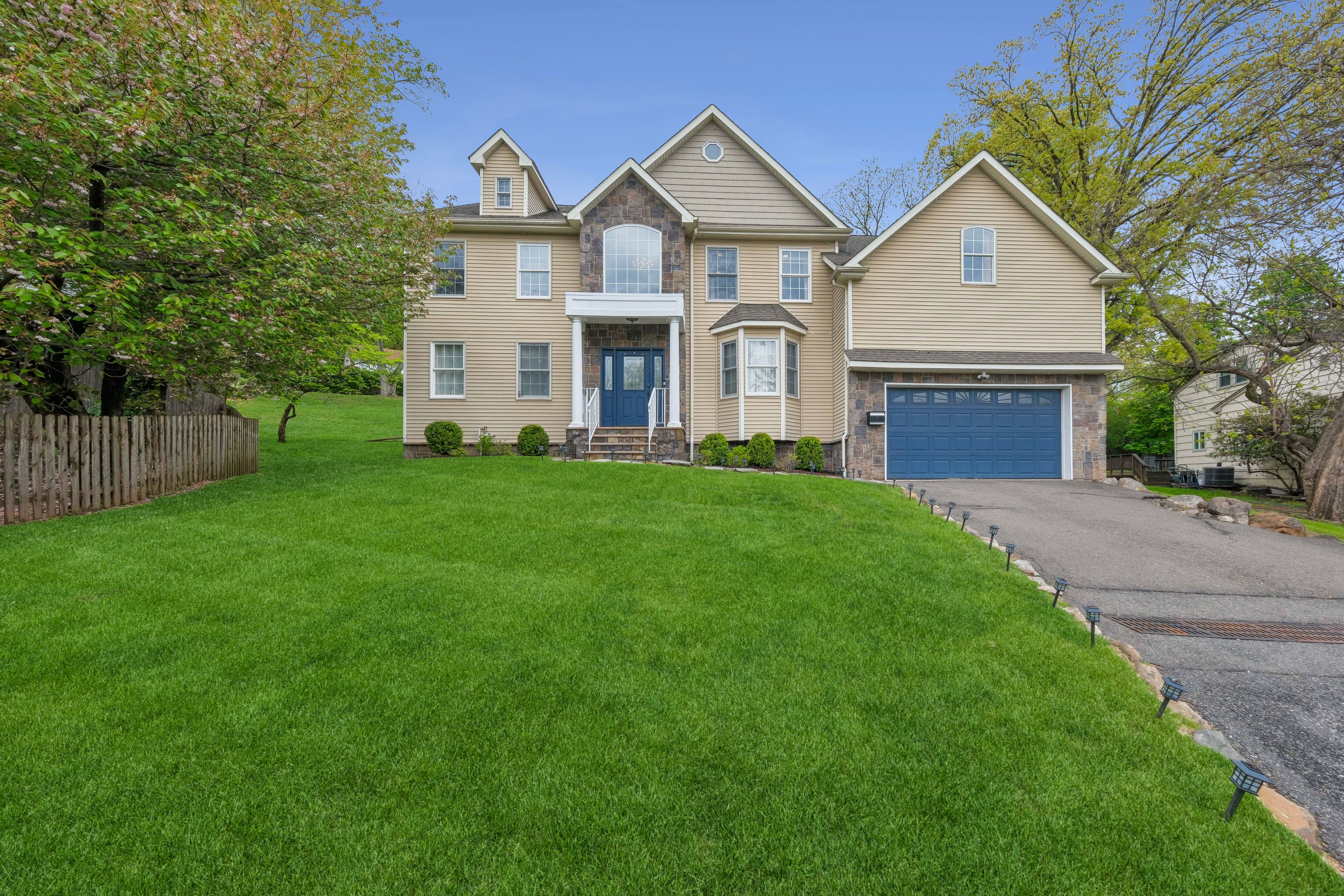 21 Winding Way 