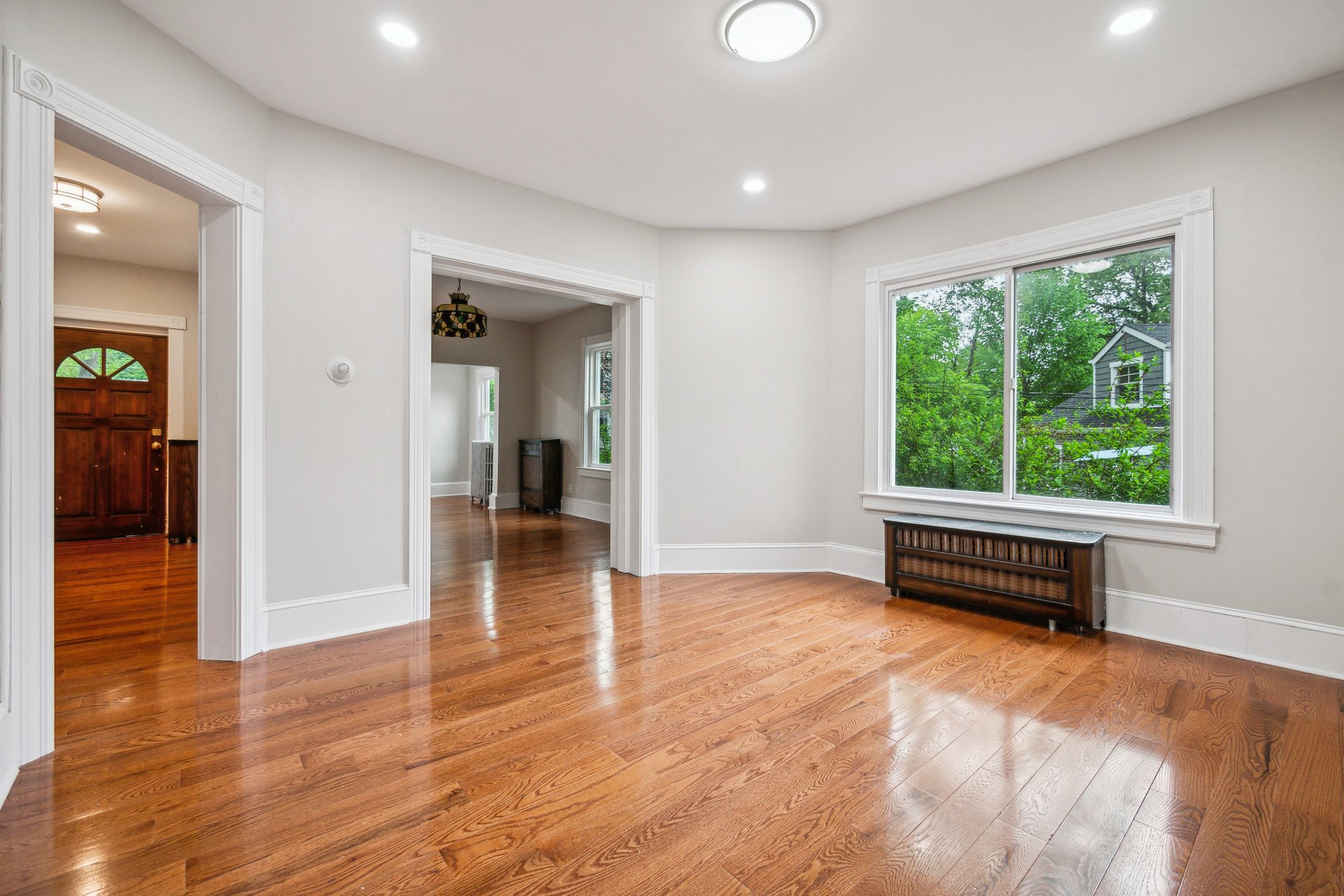 6 Hughes Place 