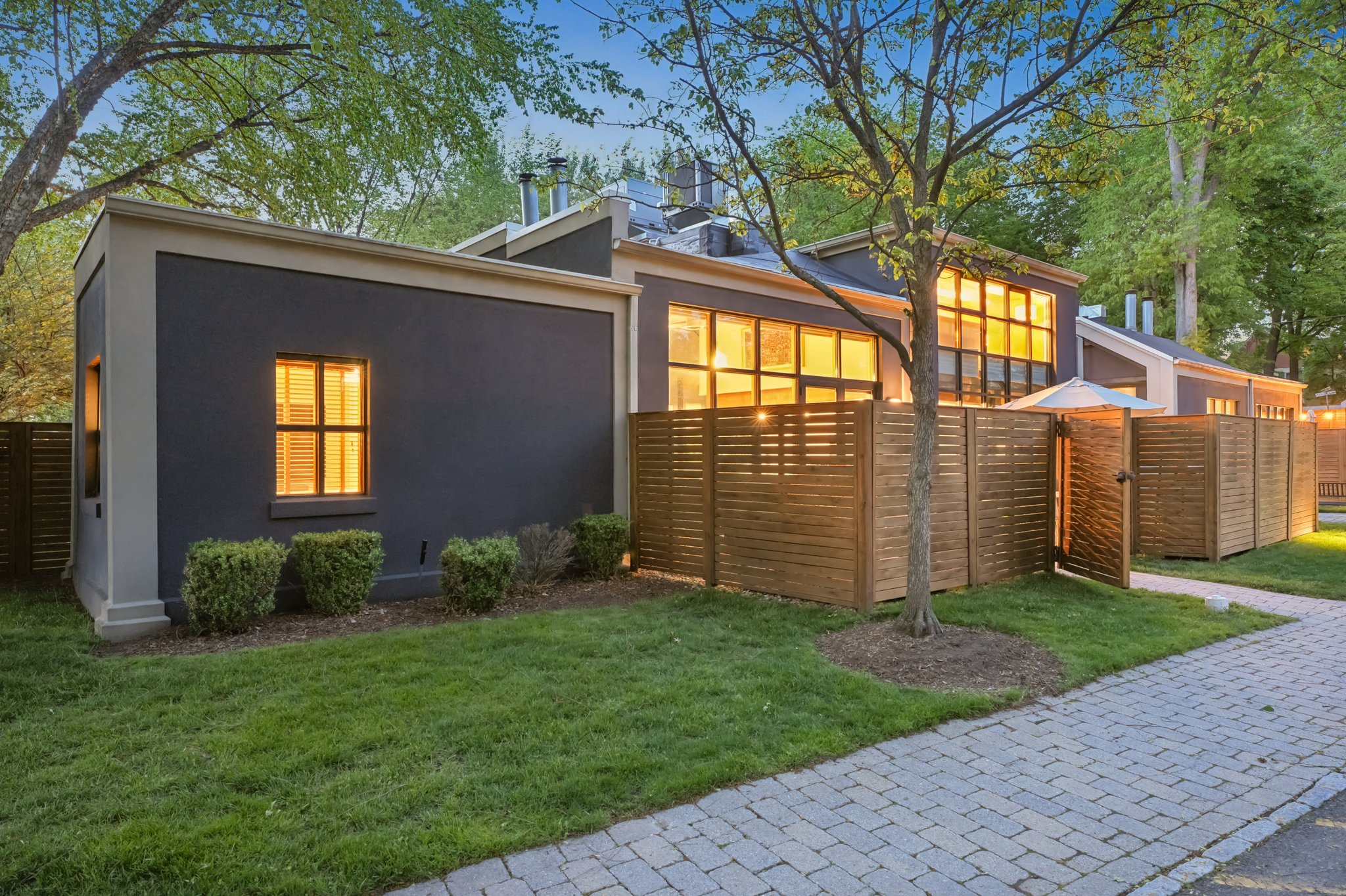 51 Greenwood Avenue Unit 1