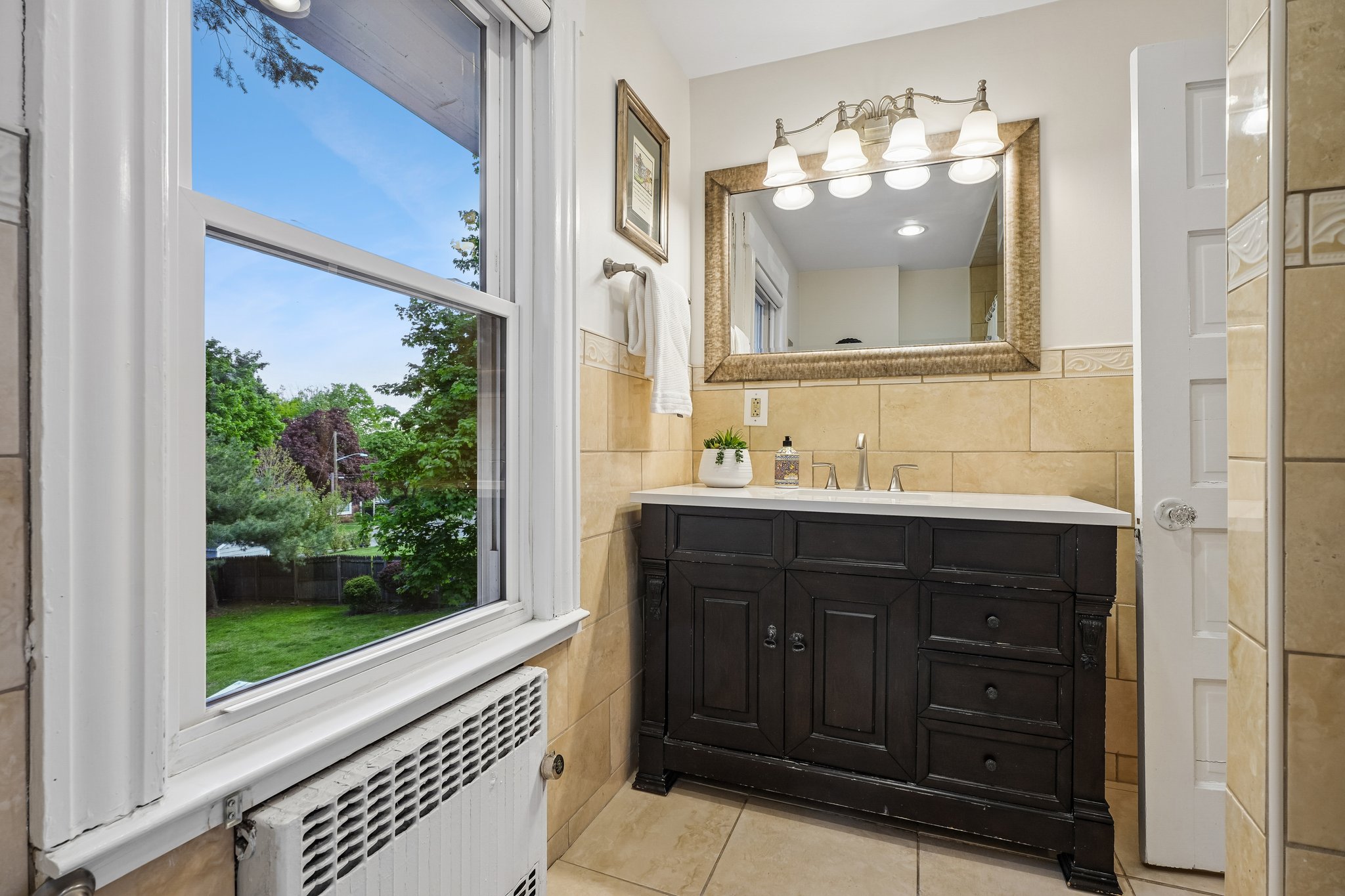 82 Arlington Avenue 