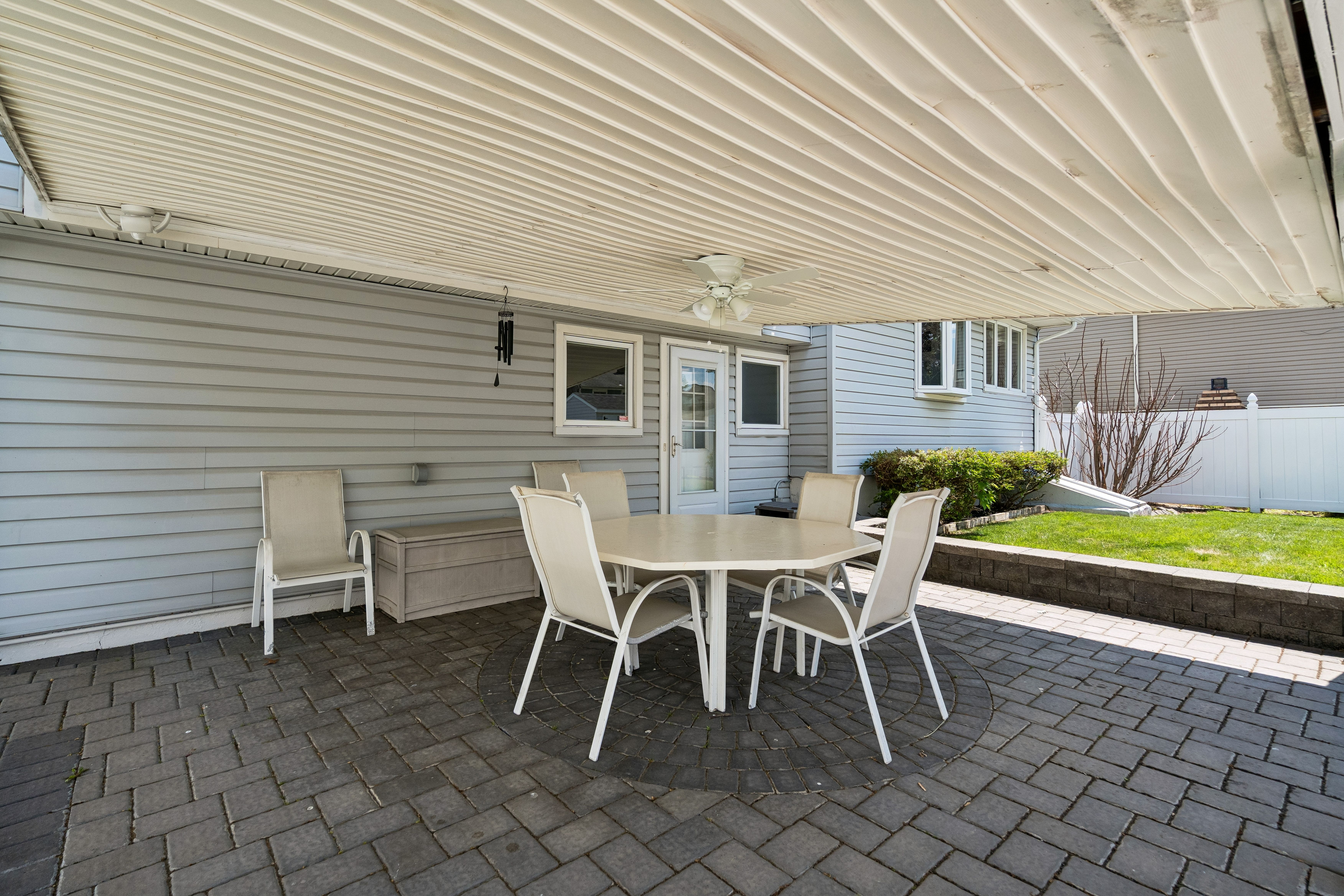 135 Roosevelt Avenue 