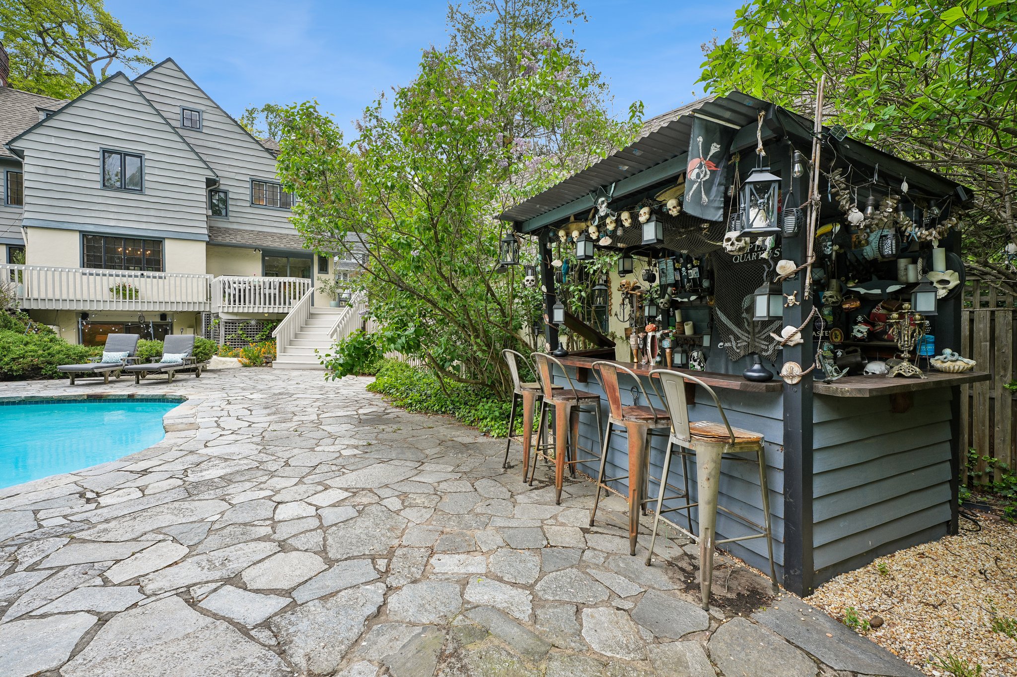 379 Highland Avenue 