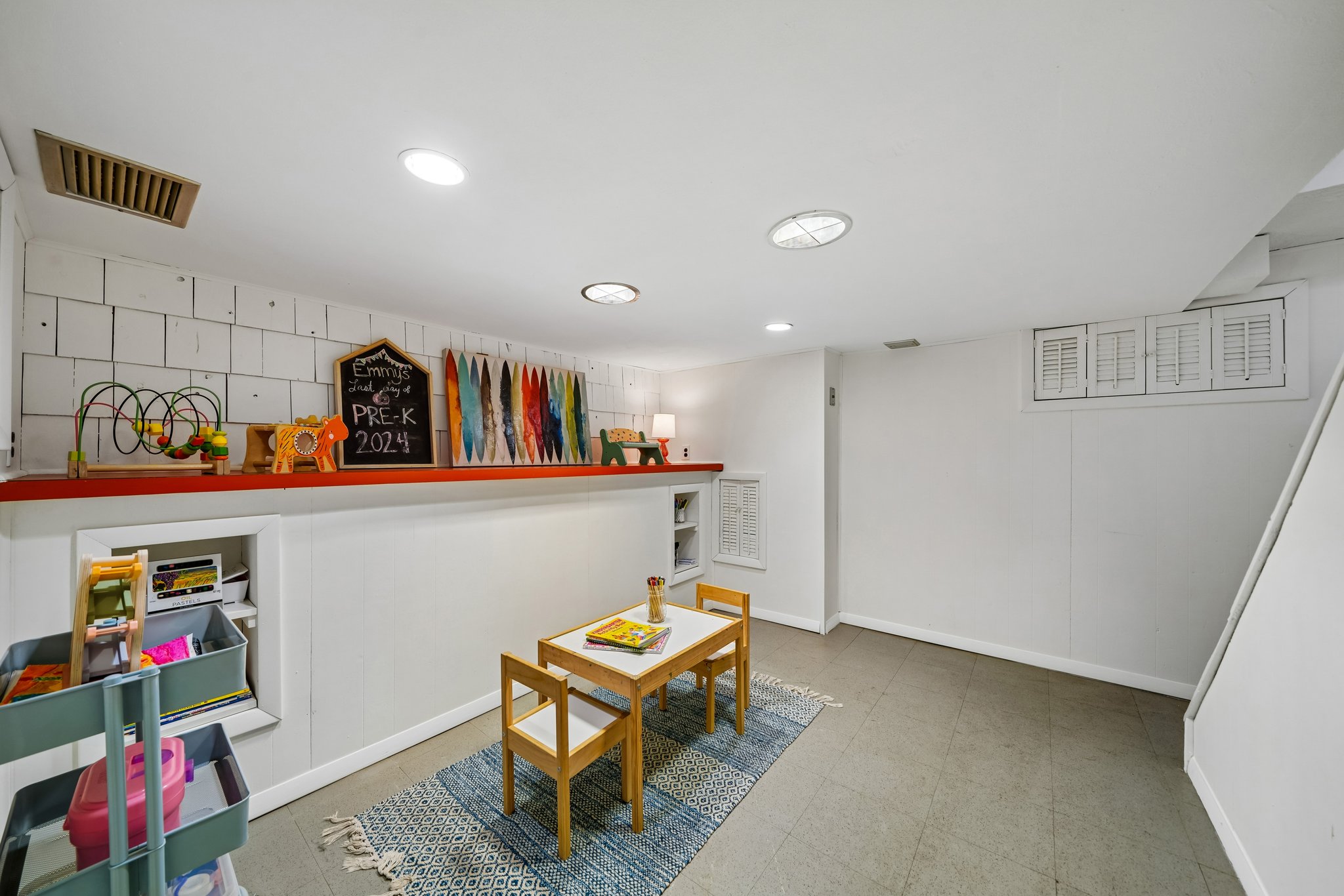 99 Ferncliff Road 