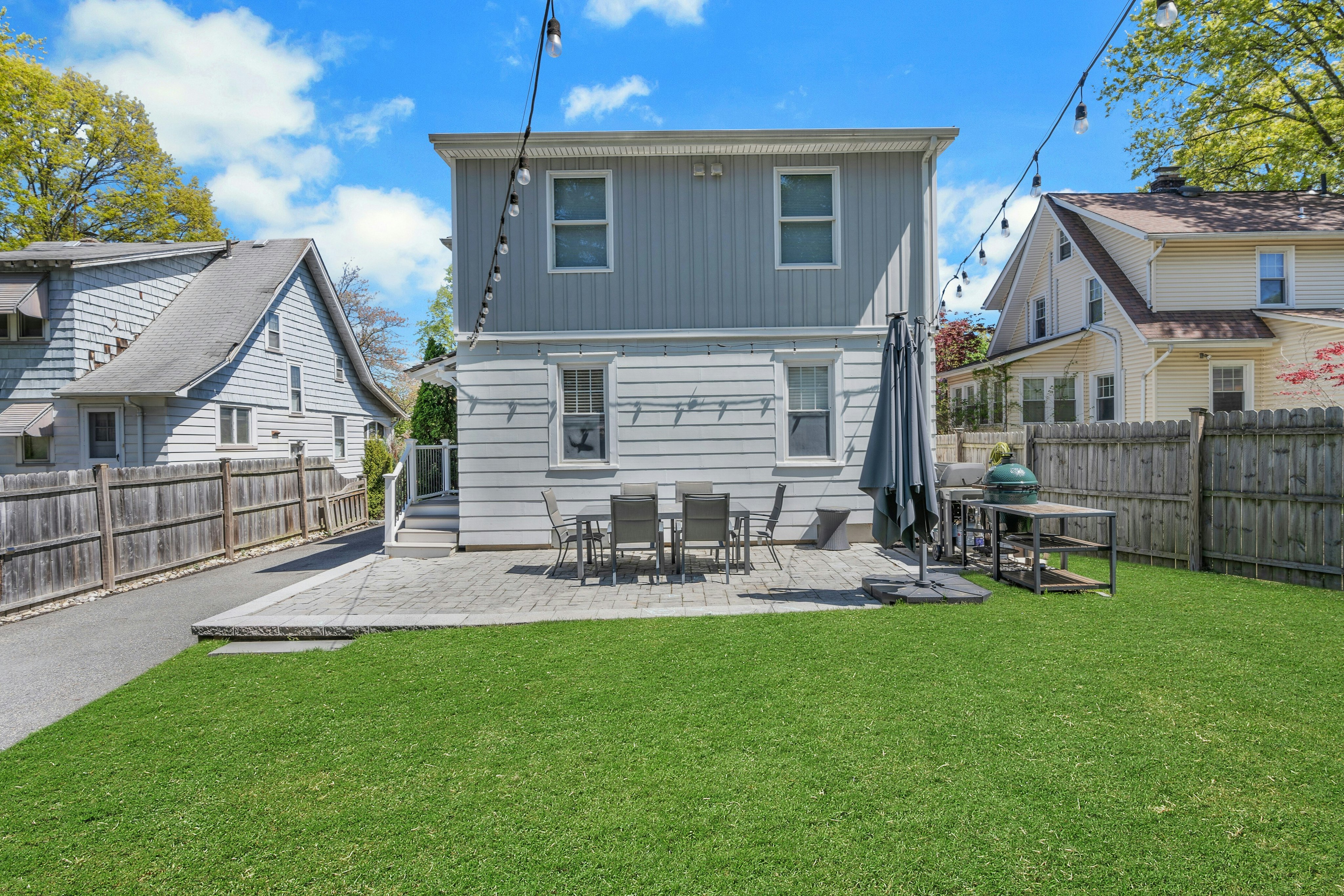 11 Lewis Avenue 