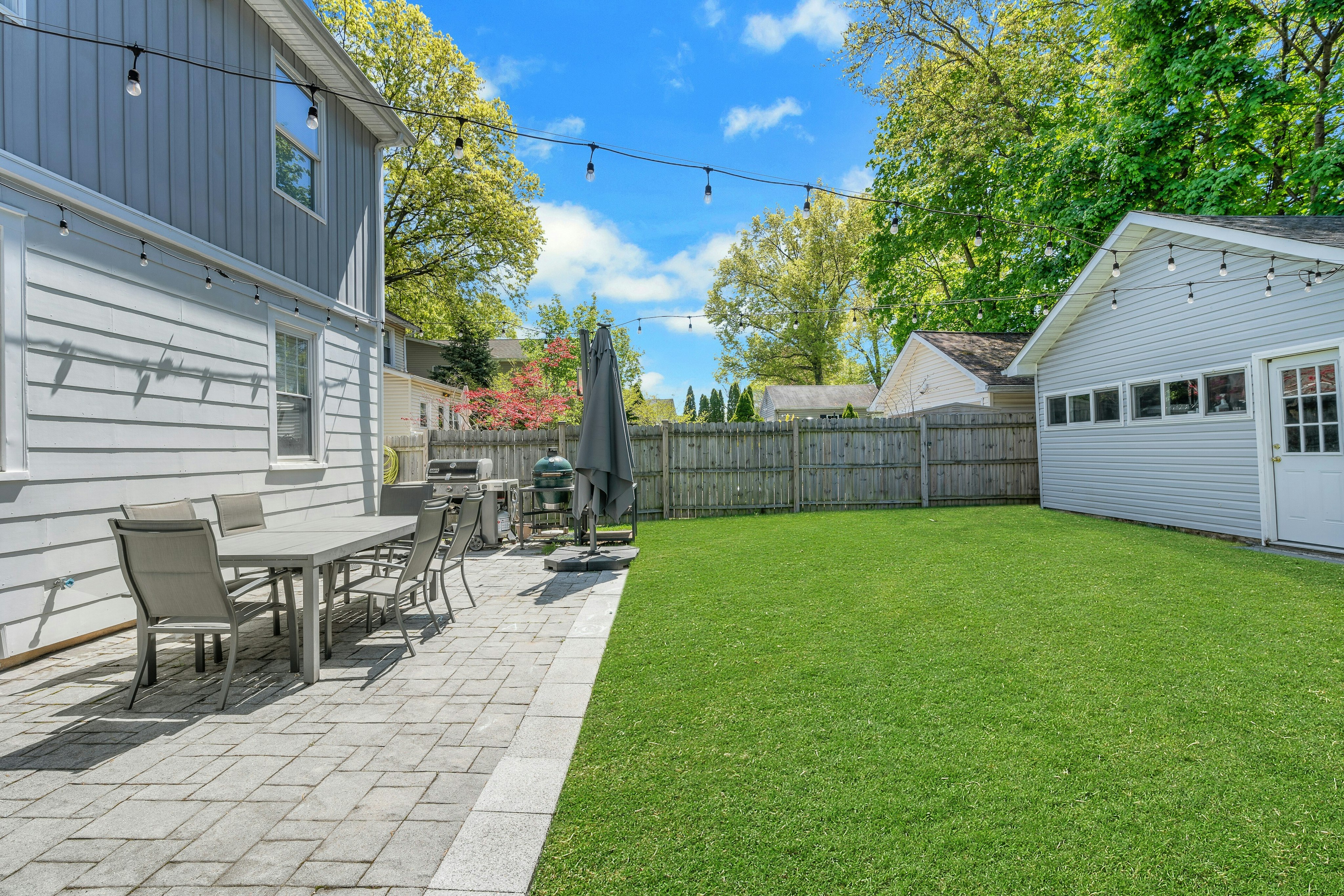 11 Lewis Avenue 