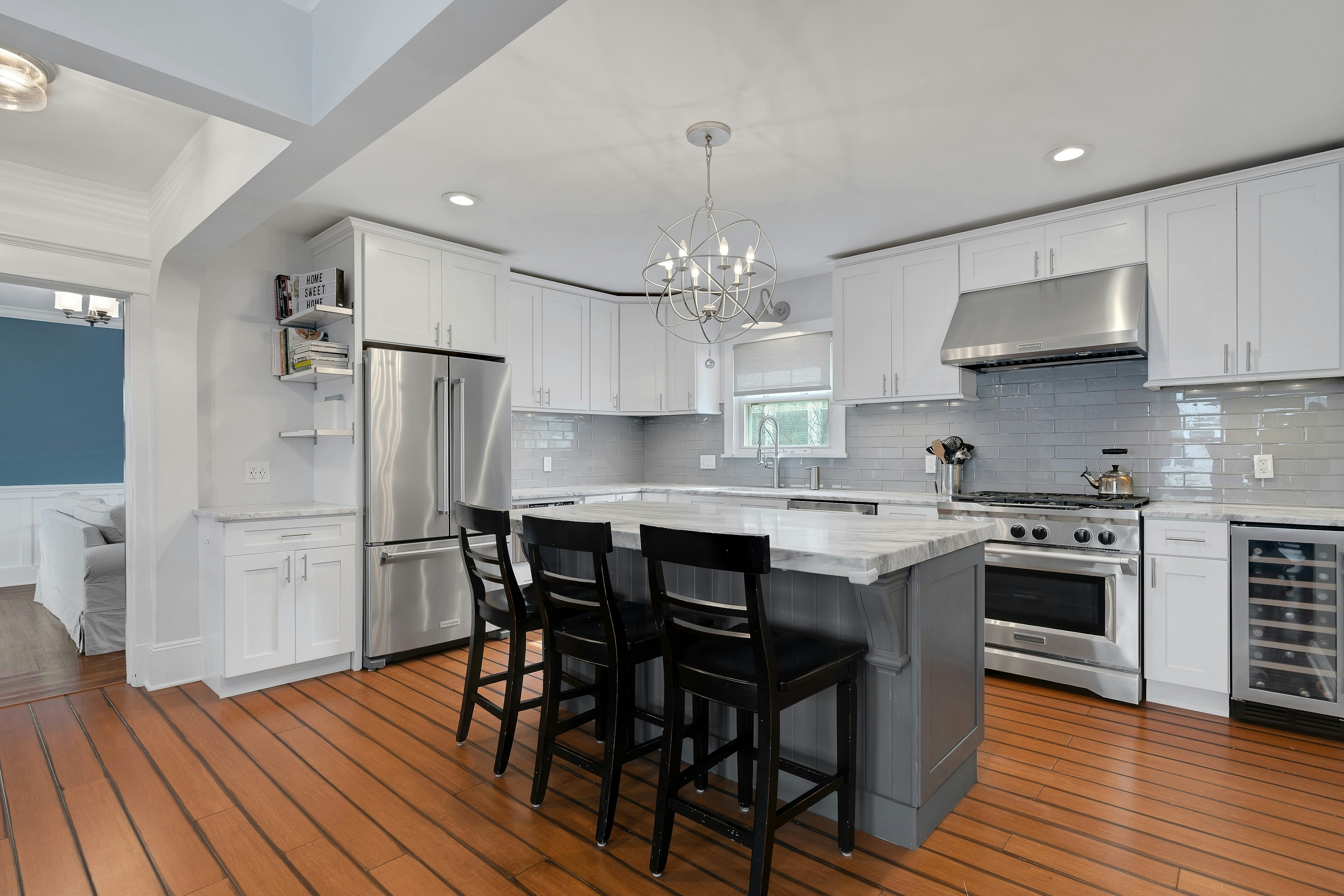 11 Lewis Avenue 