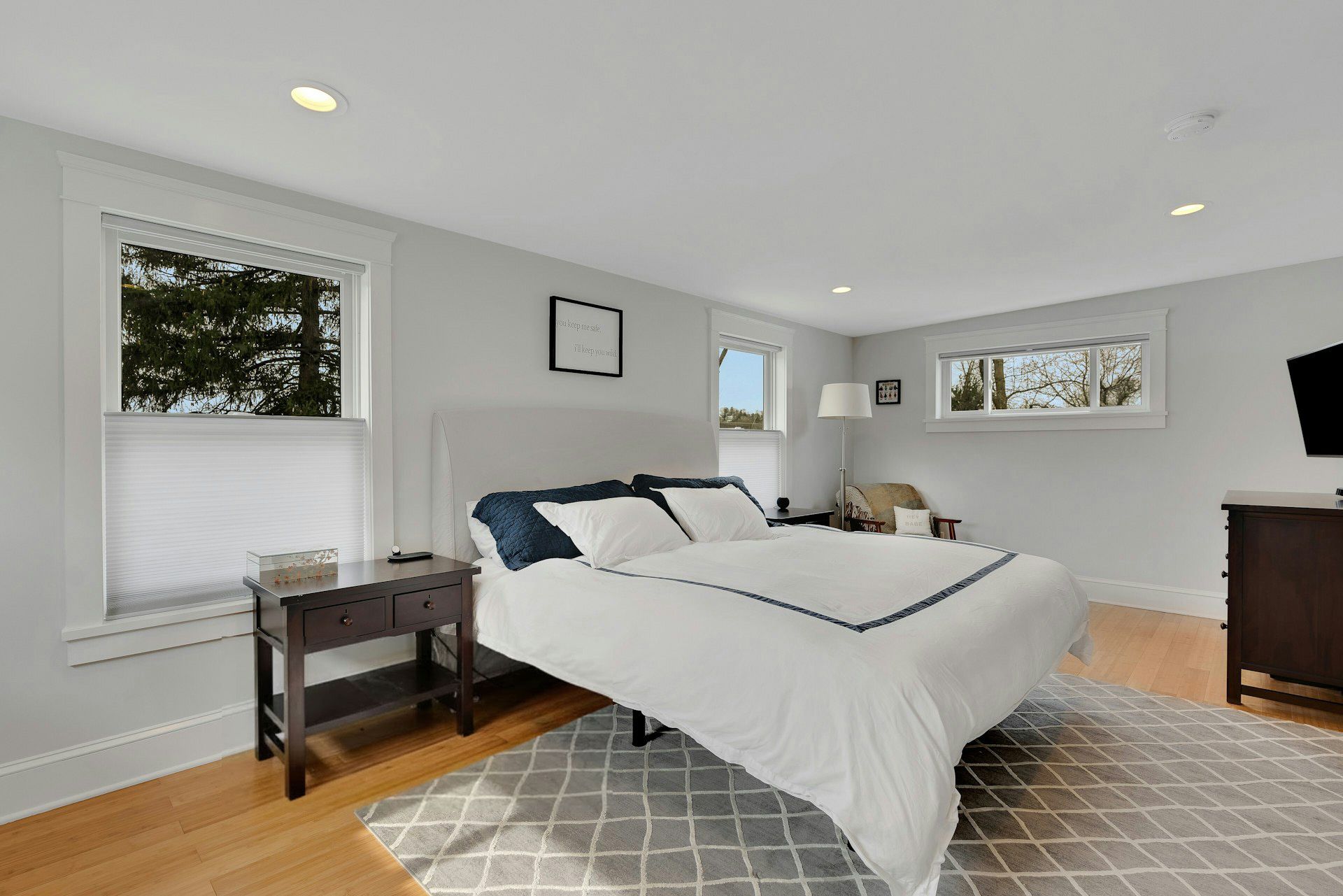 11 Lewis Avenue 