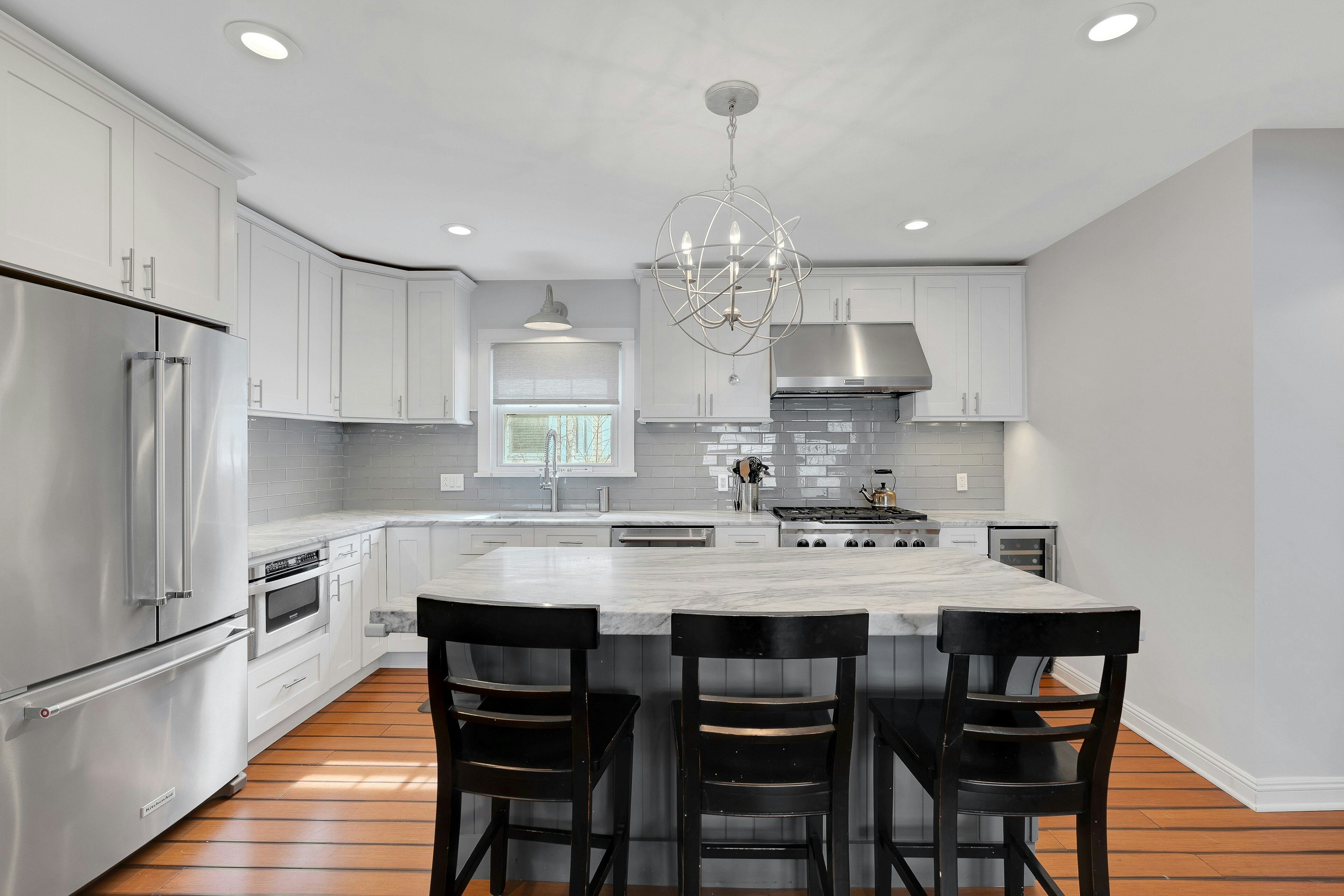 11 Lewis Avenue 